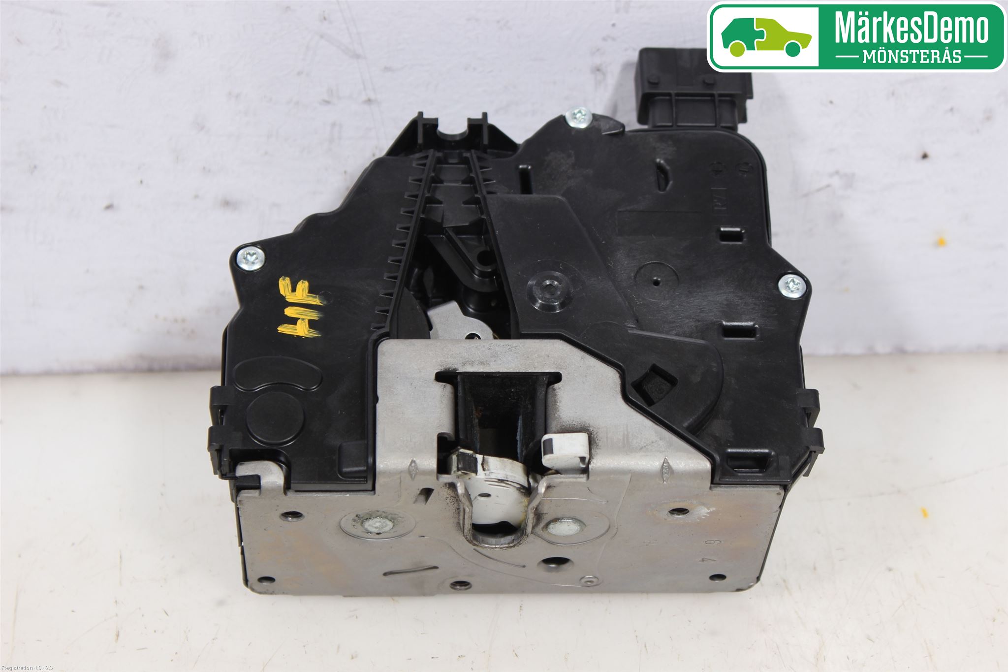 Opel CORSA E 15-19 Låskista-Dörrlås