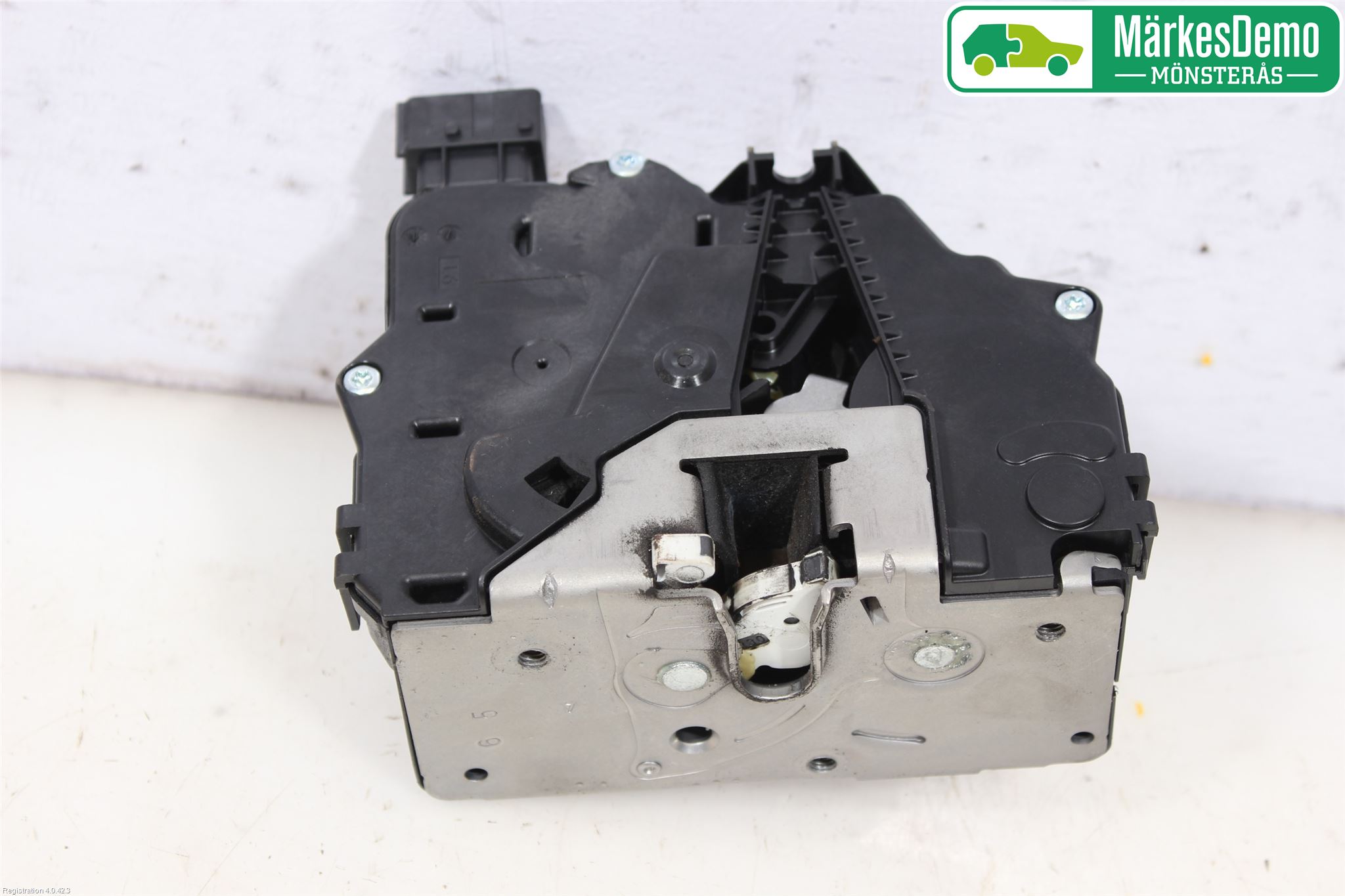 Opel CORSA E 15-19 Låskista-Dörrlås