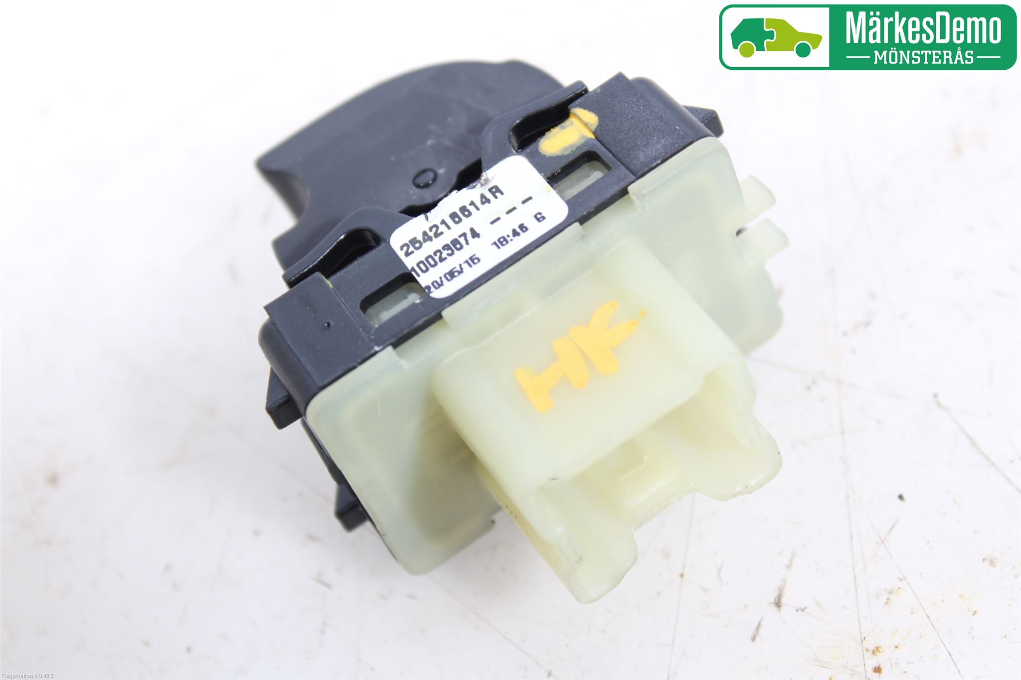 Opel VIVARO 15-19 Strömställare Elhiss