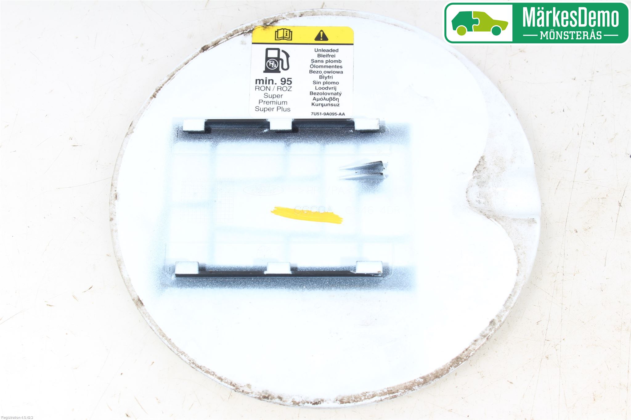 Ford FOCUS 11-14 Tanklucka