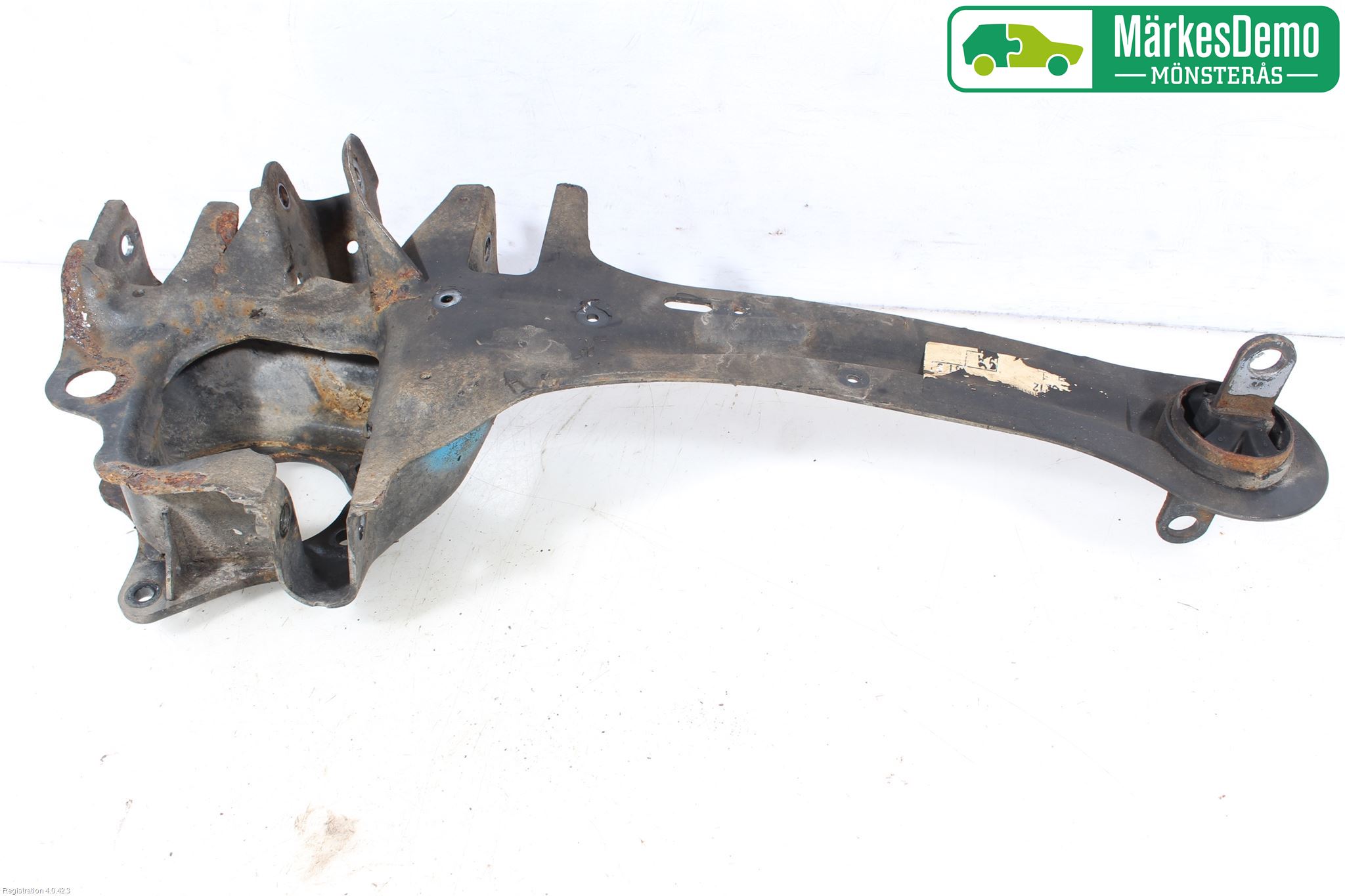 Ford FOCUS 11-14 Hjullagerhus-Spindel Hö B