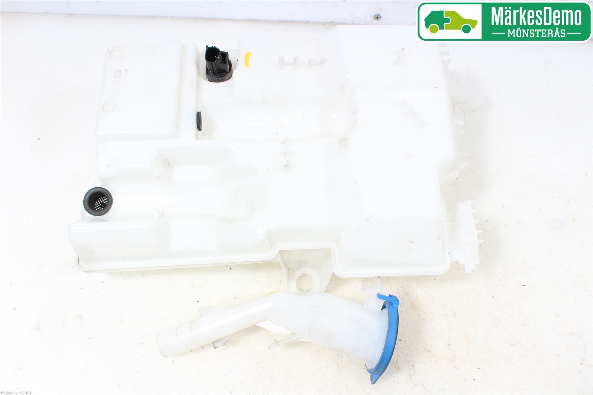 Ford FOCUS 15-18 Spolartank Vindruta-Strål
