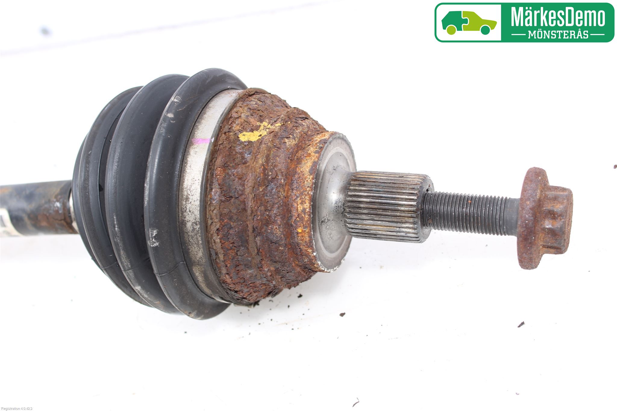 Volkswagen VW GOLF VI 09-13 Drivaxel Fram Vänster