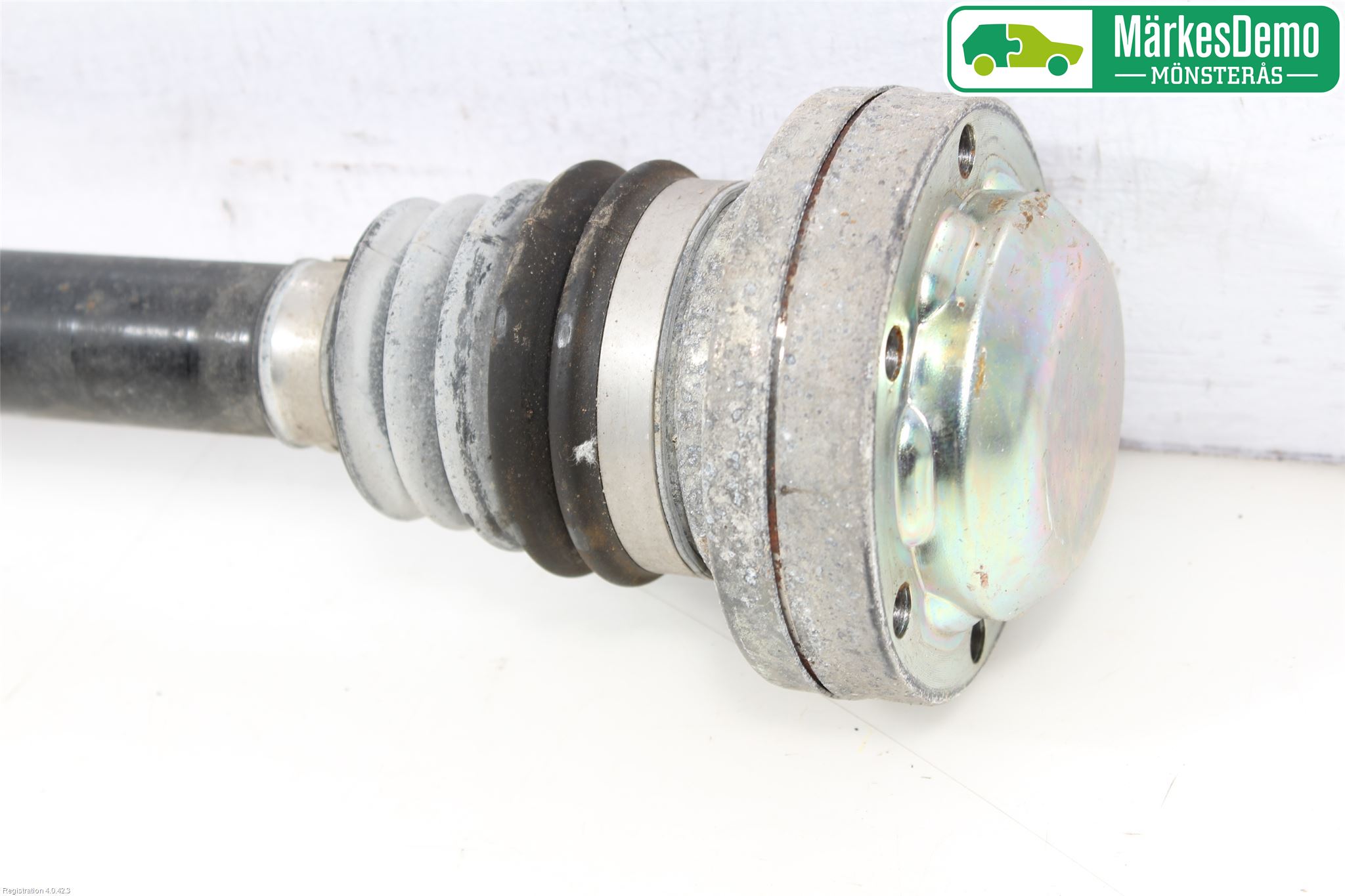 Audi A5 07-16 Drivaxel Bak Vänster