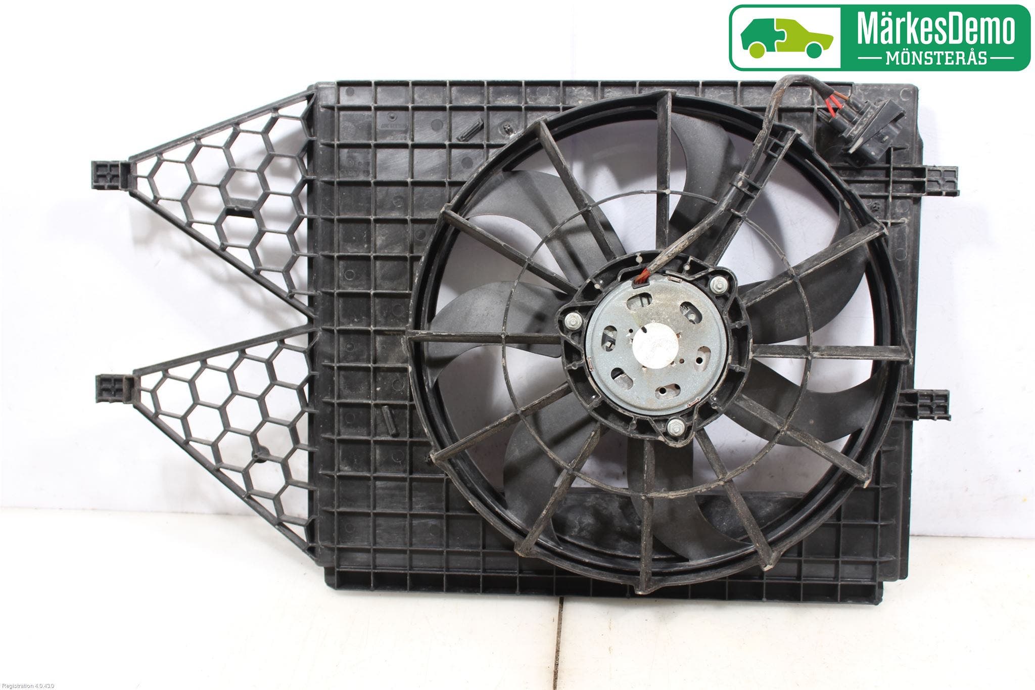 Volkswagen VW POLO 10-17 Kylfläkt El