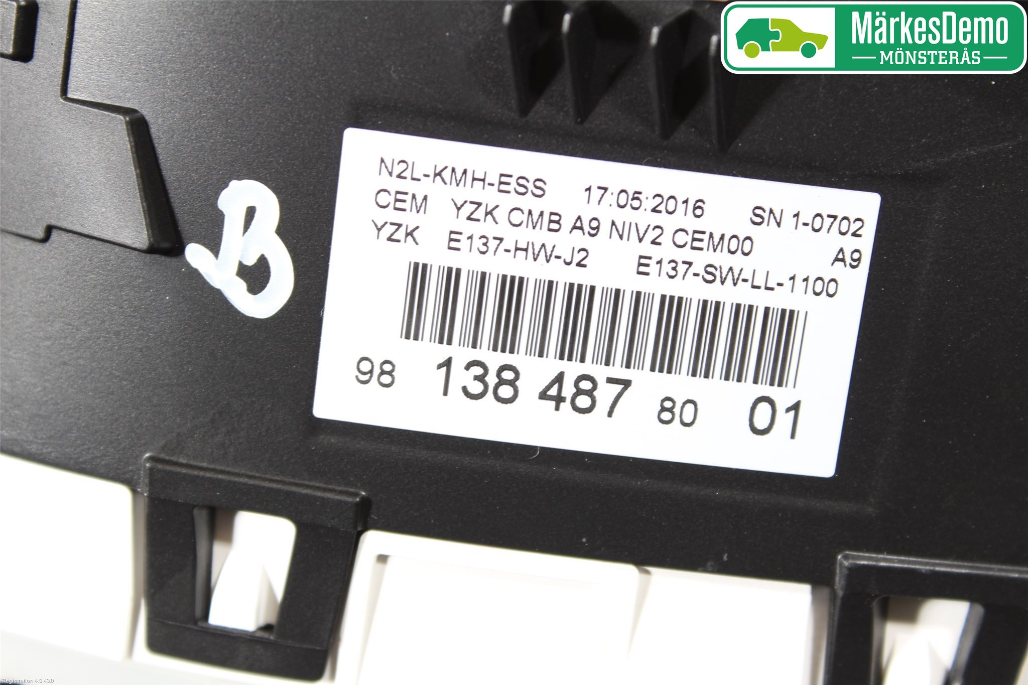 Peugeot 208 12-15 Instrument Komb