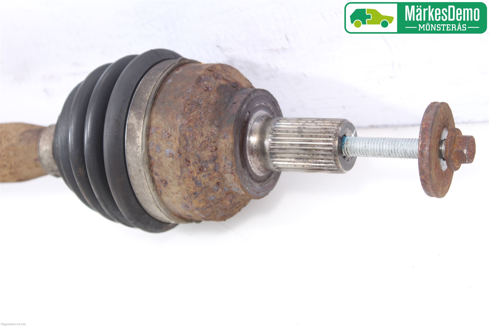 Volvo S40 08-12 Drivaxel Fram Höger