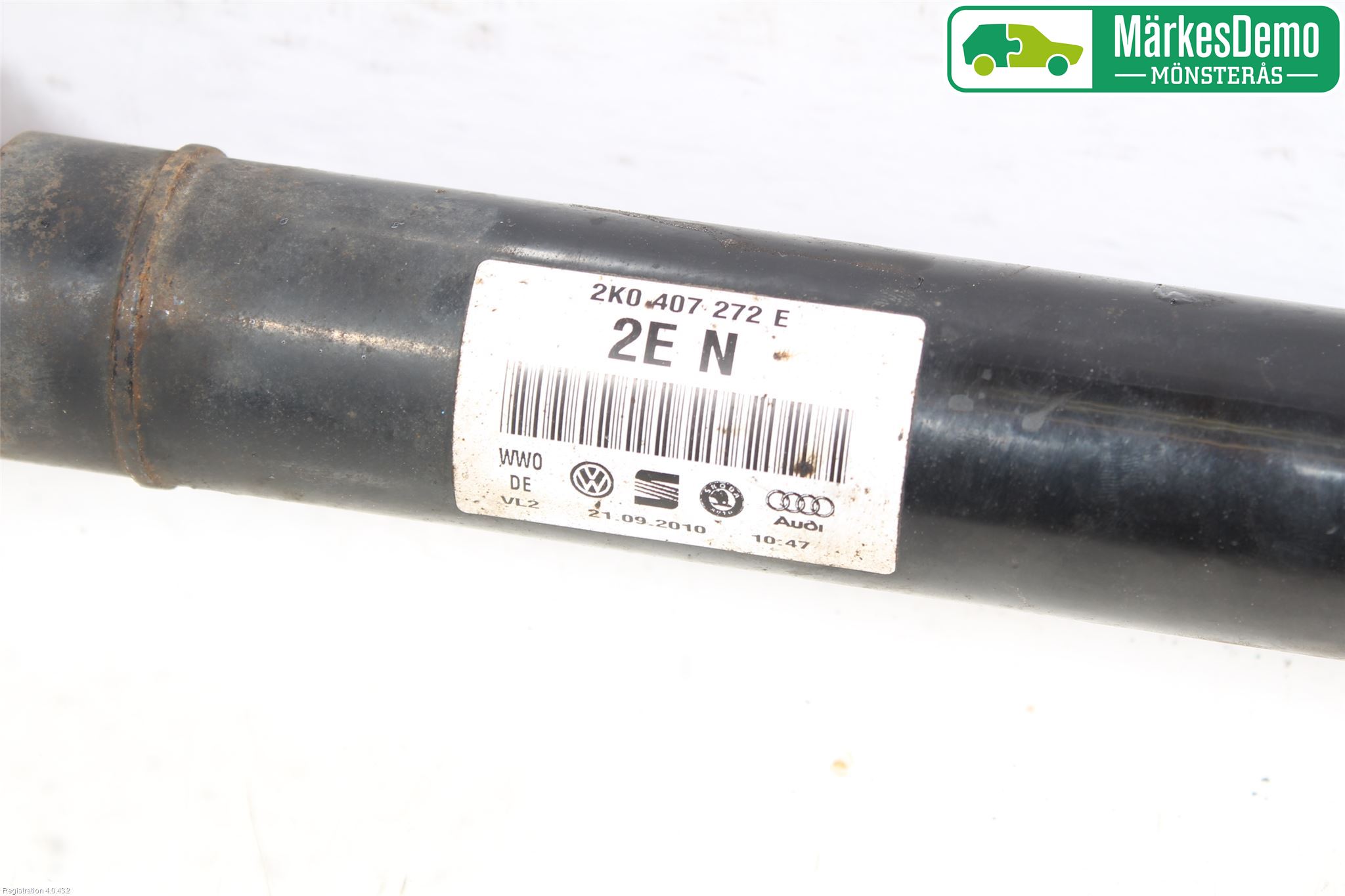 Volkswagen VW CADDY 11-15 Drivaxel Fram Höger