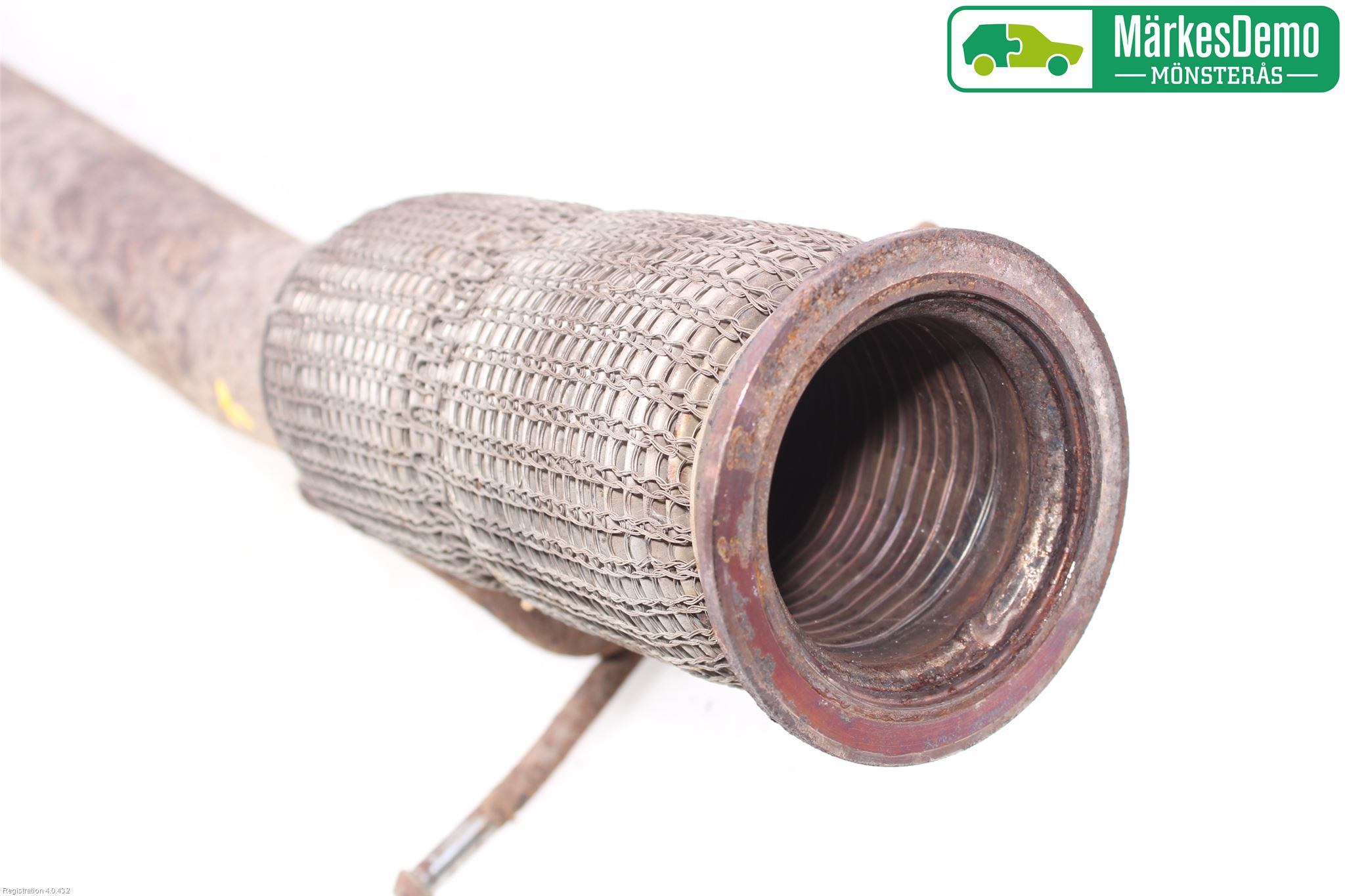 Volvo V70 08-13 Avgas Främre Rör