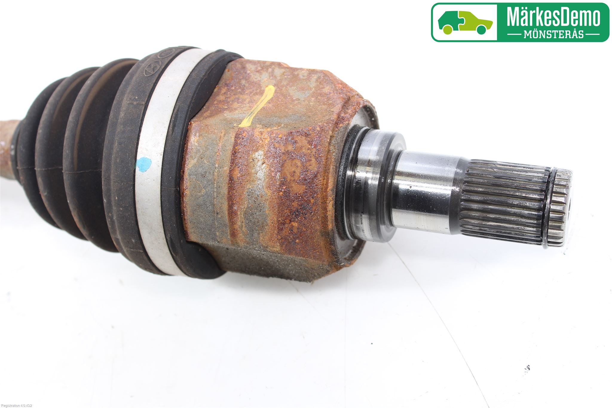 Kia CEED 12-18 Drivaxel Fram Vänster