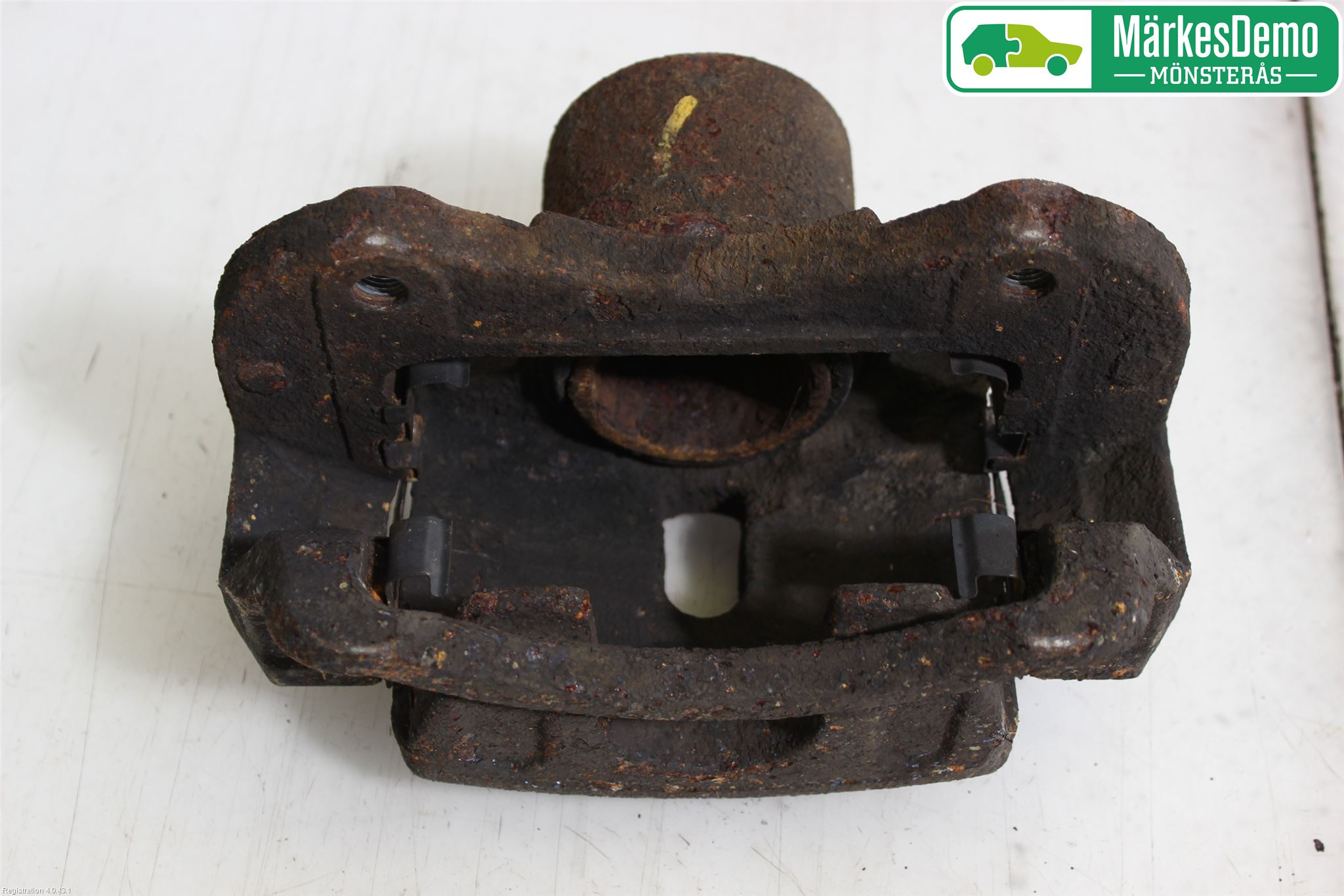 Hyundai i40 08-15 Bromsok Fram Höger