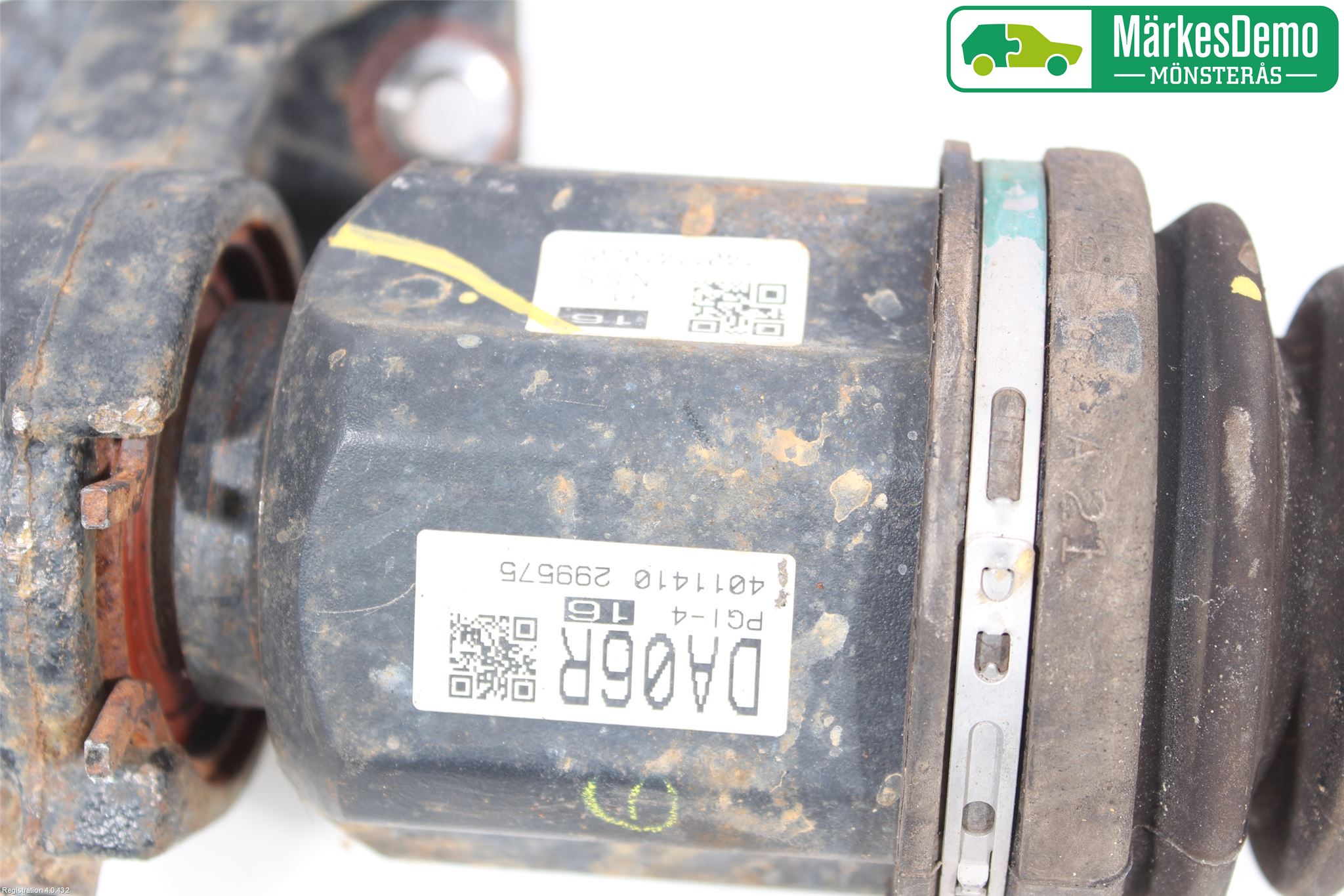 Toyota RAV4 13-18 Drivaxel Fram Höger