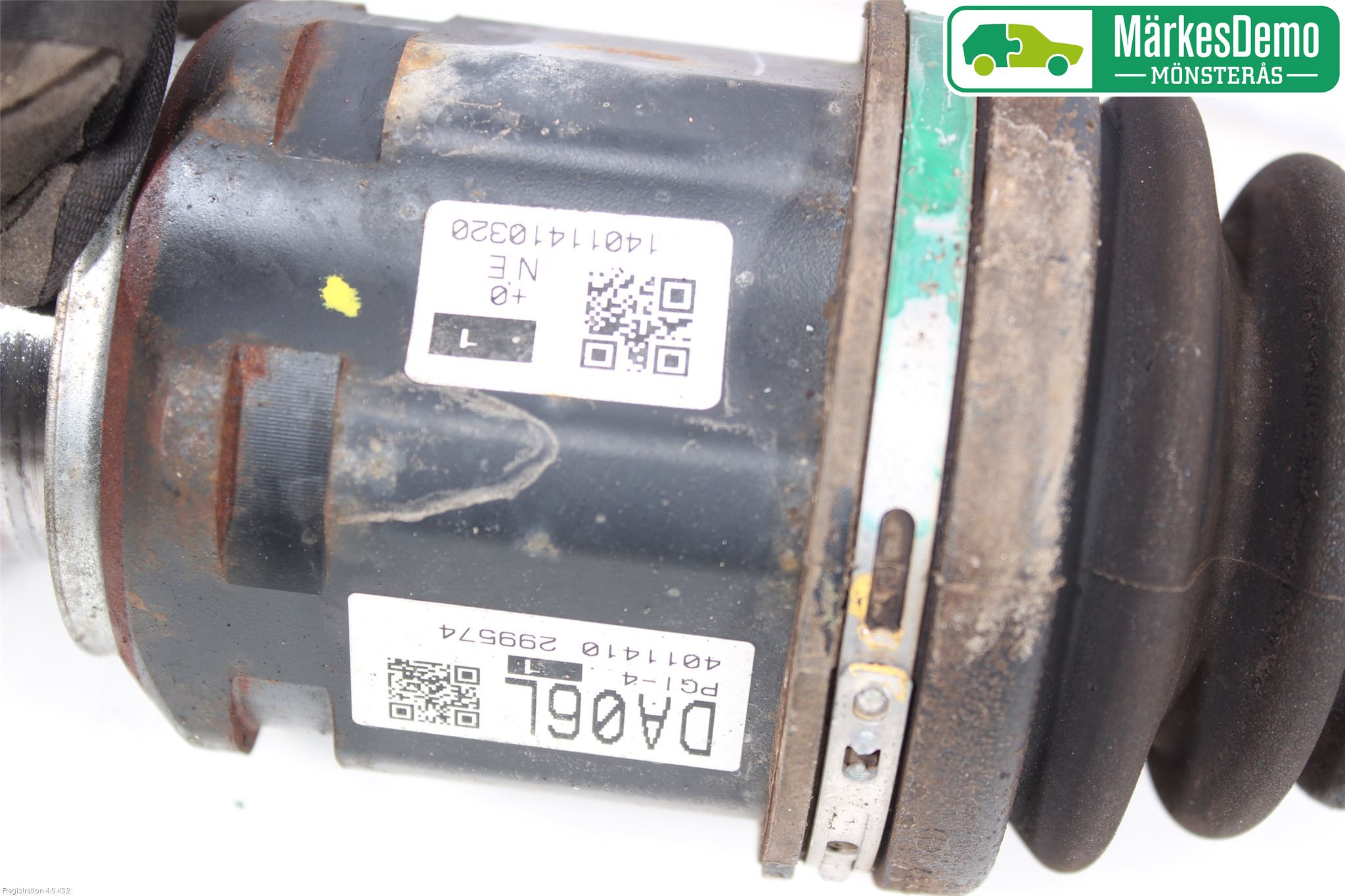 Toyota RAV4 13-18 Drivaxel Fram Vänster