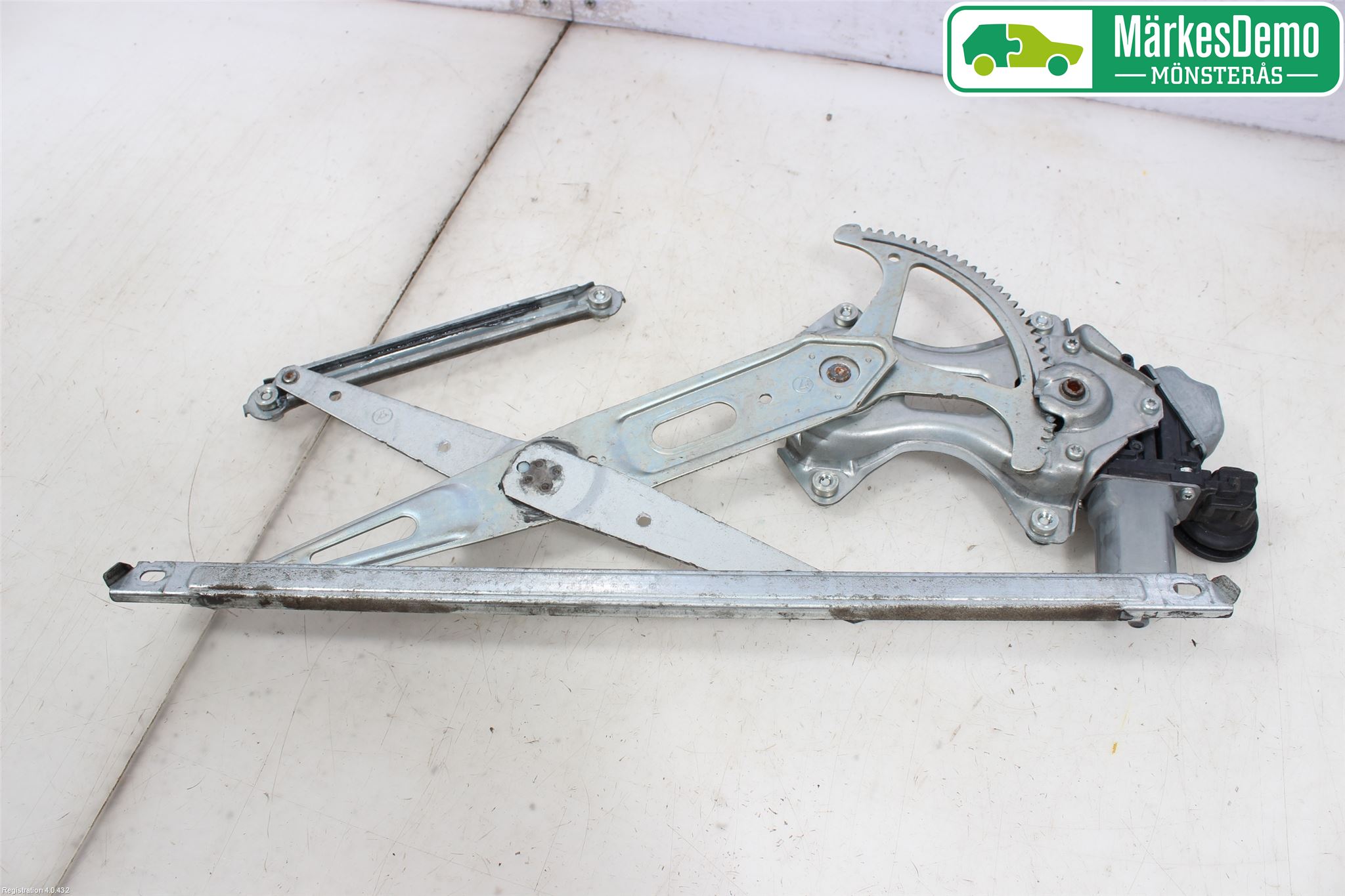 Toyota RAV4 13-18 Fönsterhiss El Kompl