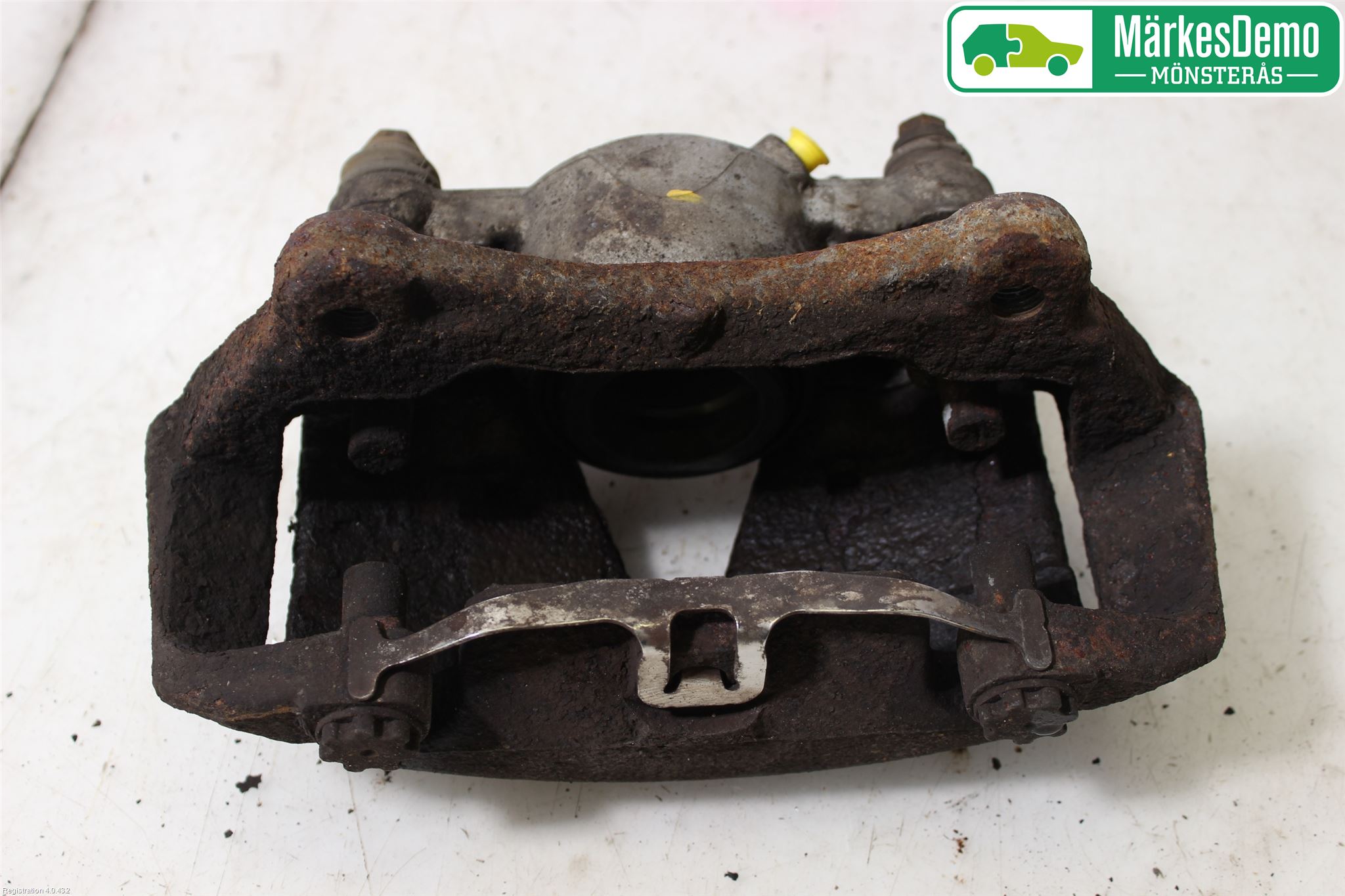 Audi A4/S4 08-11 Bromsok Fram Vänster