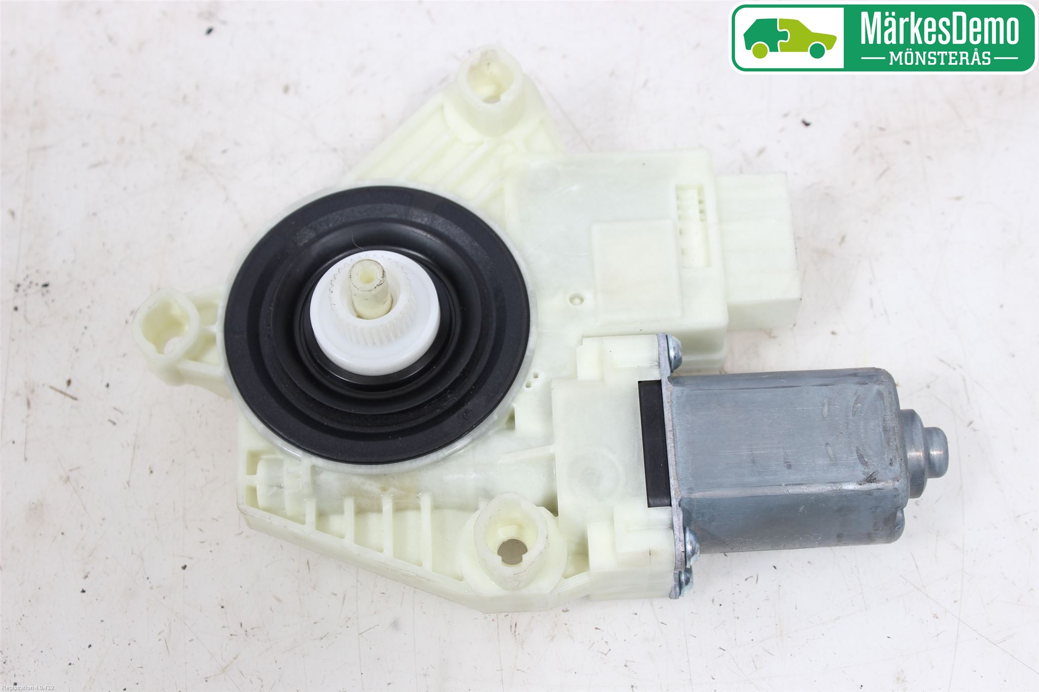 Skoda RAPID Fönsterhissmotor