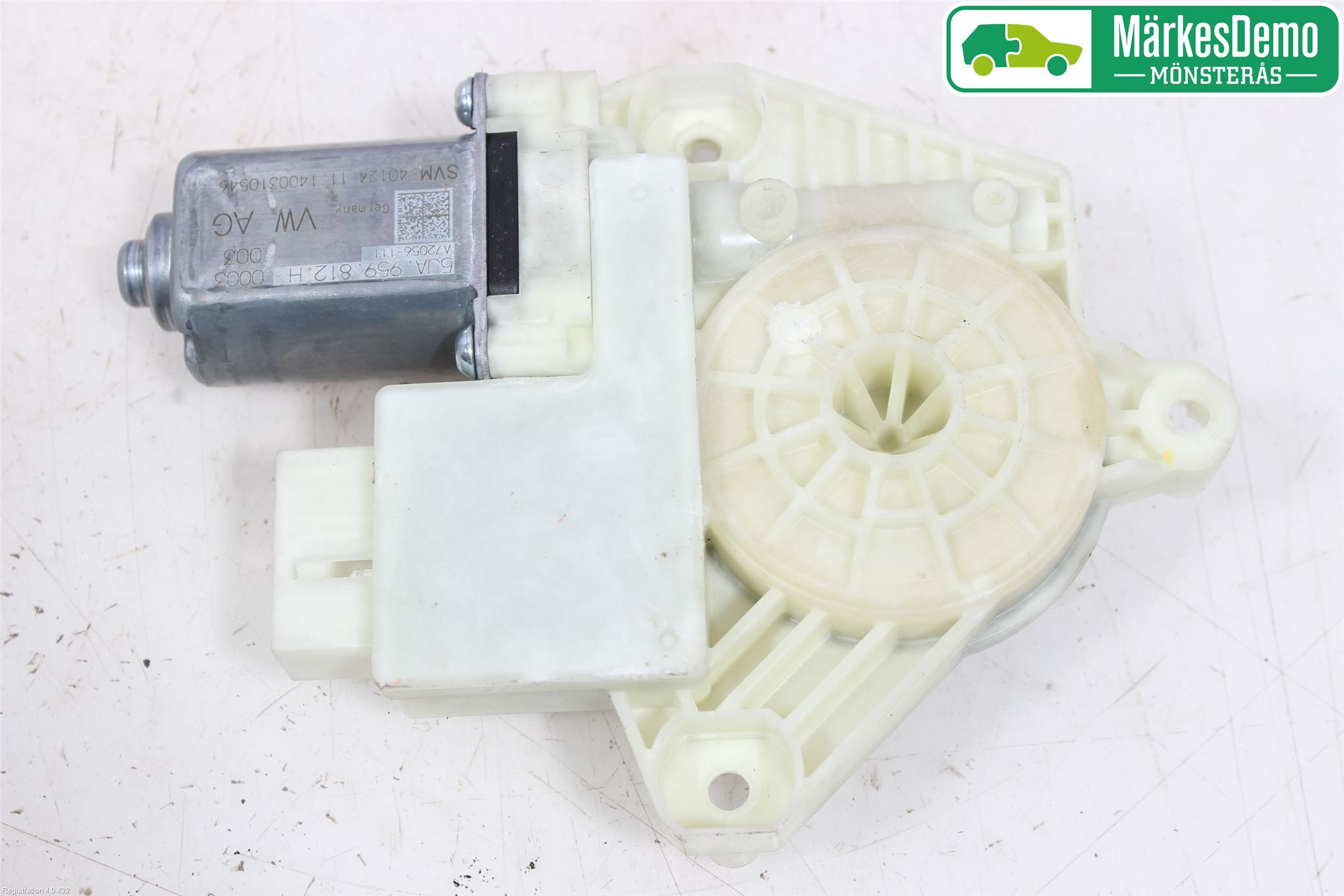 Skoda RAPID Fönsterhissmotor