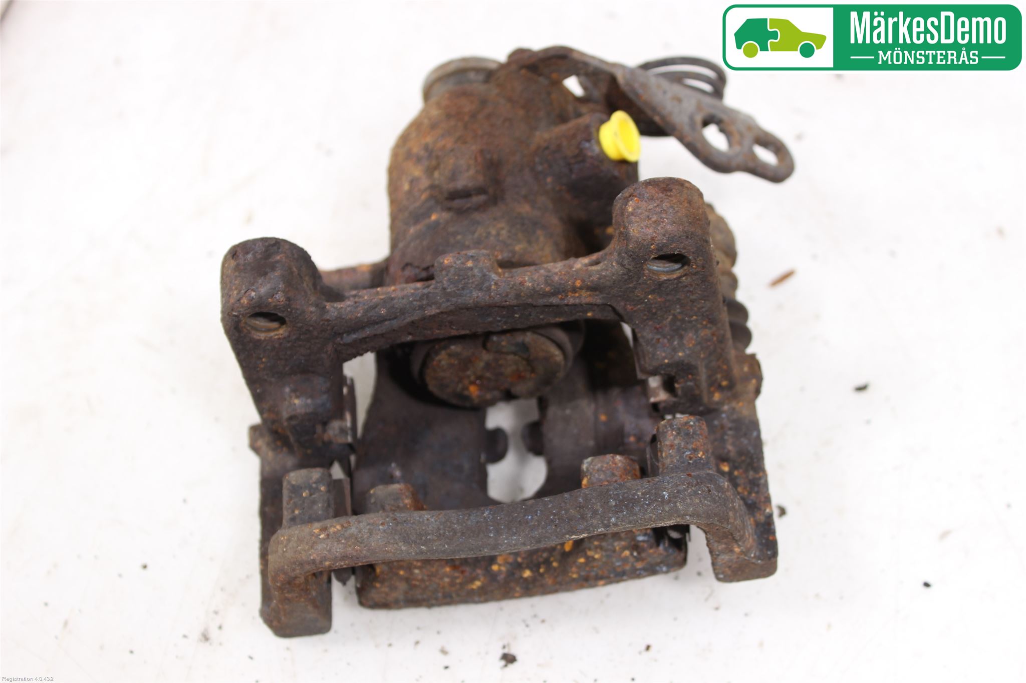 Ford MONDEO 07-15 Bromsok Bak Vänster