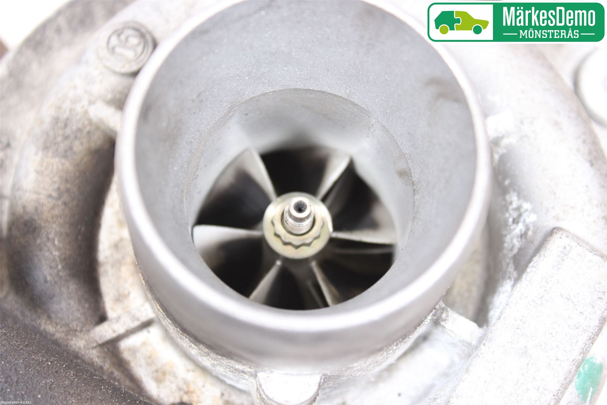 Renault LAGUNA II   05-07 Turboaggregat