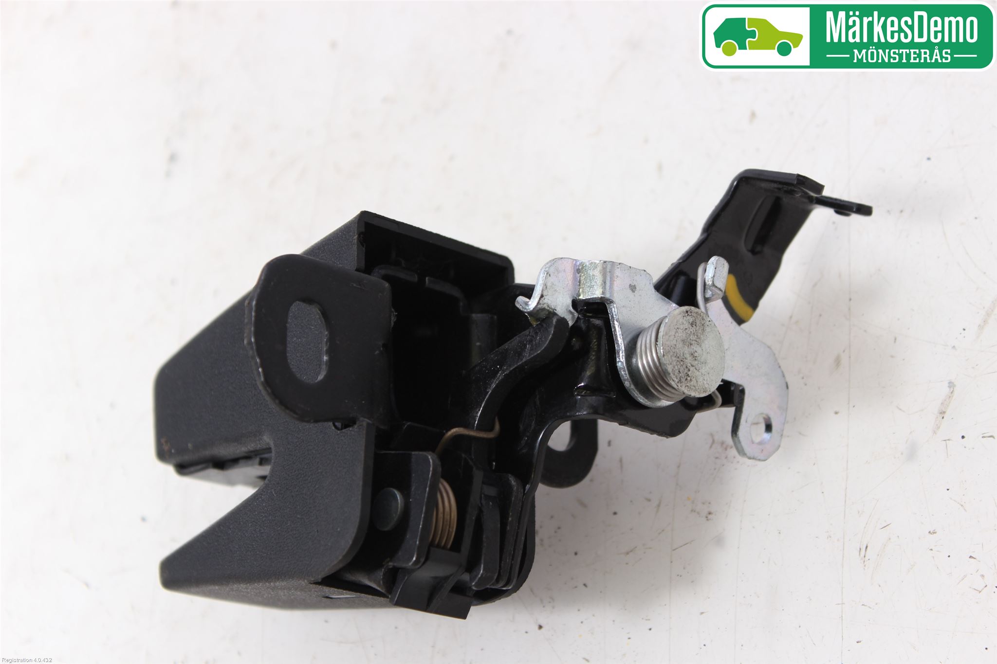 Volkswagen VW CADDY 11-15 Låskista-Dörrlås