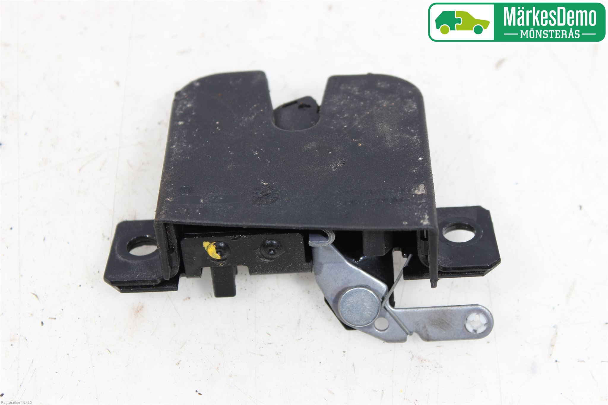 Volkswagen VW CADDY 11-15 Låskista-Dörrlås