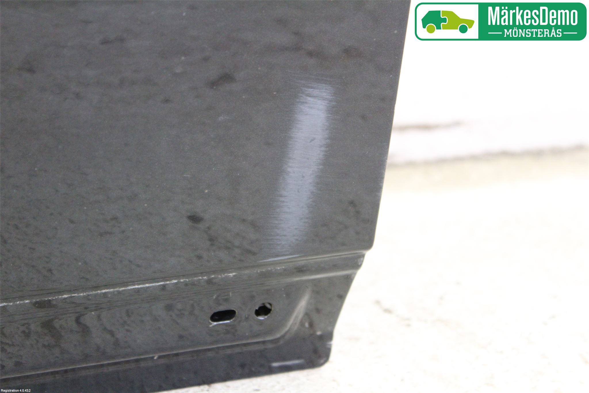 Volvo V70 08-13 Dörr Fram Vänster