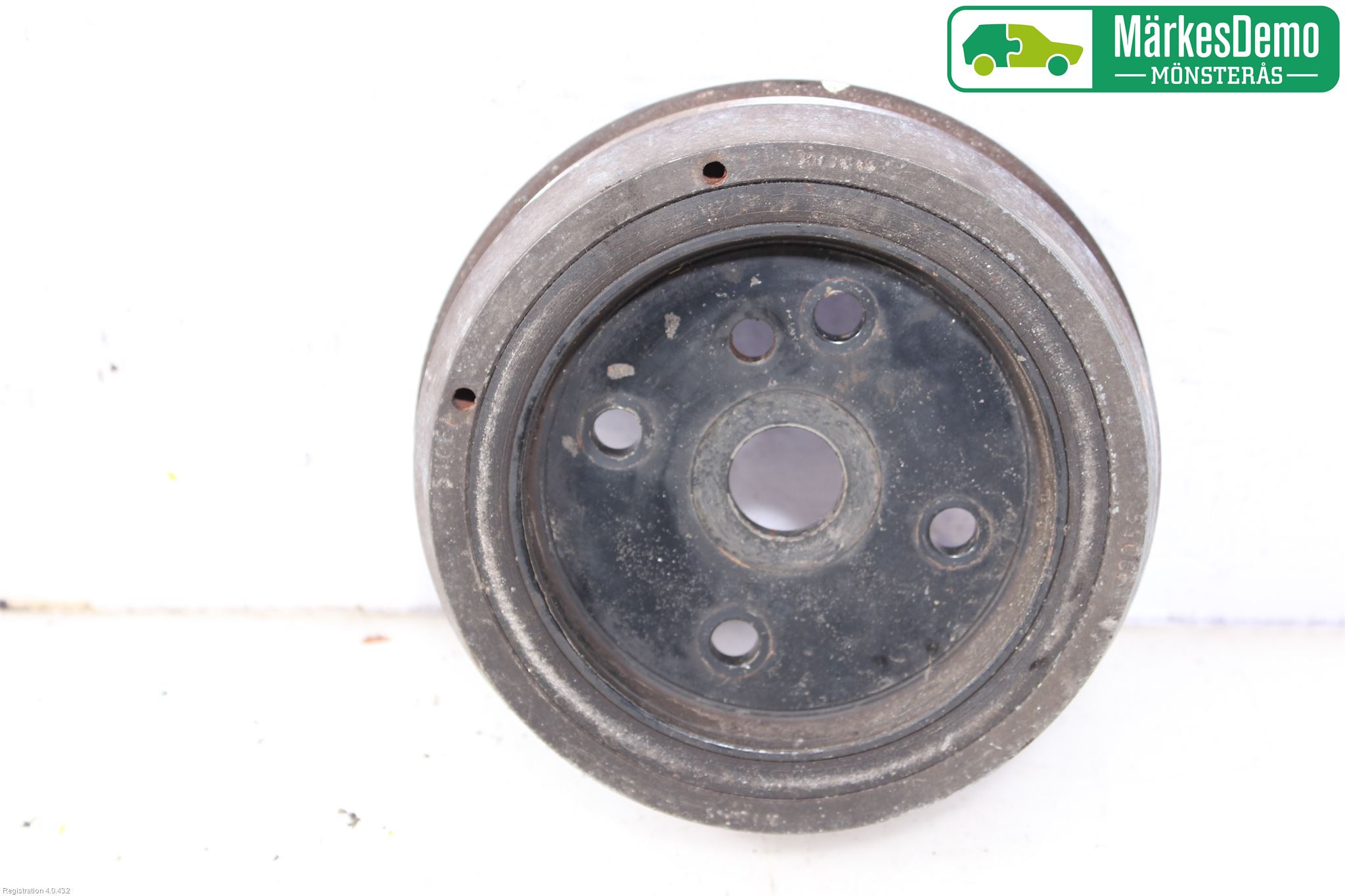 Ford FOCUS     04-07 Remskiva