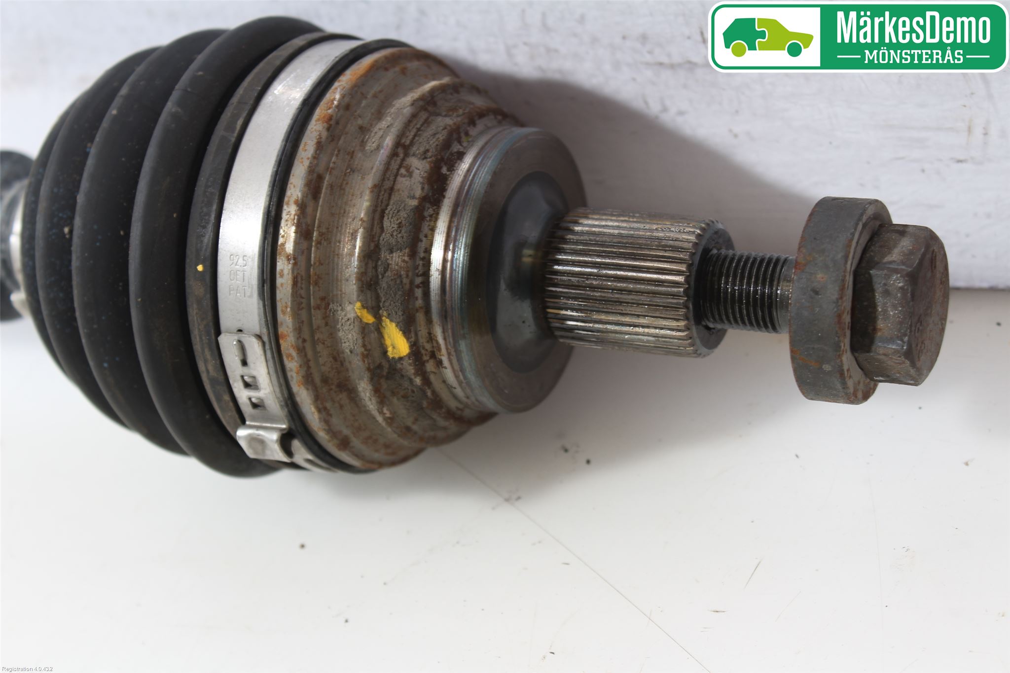Skoda OCTAVIA (1Z) 05-13 Drivaxel Fram Höger
