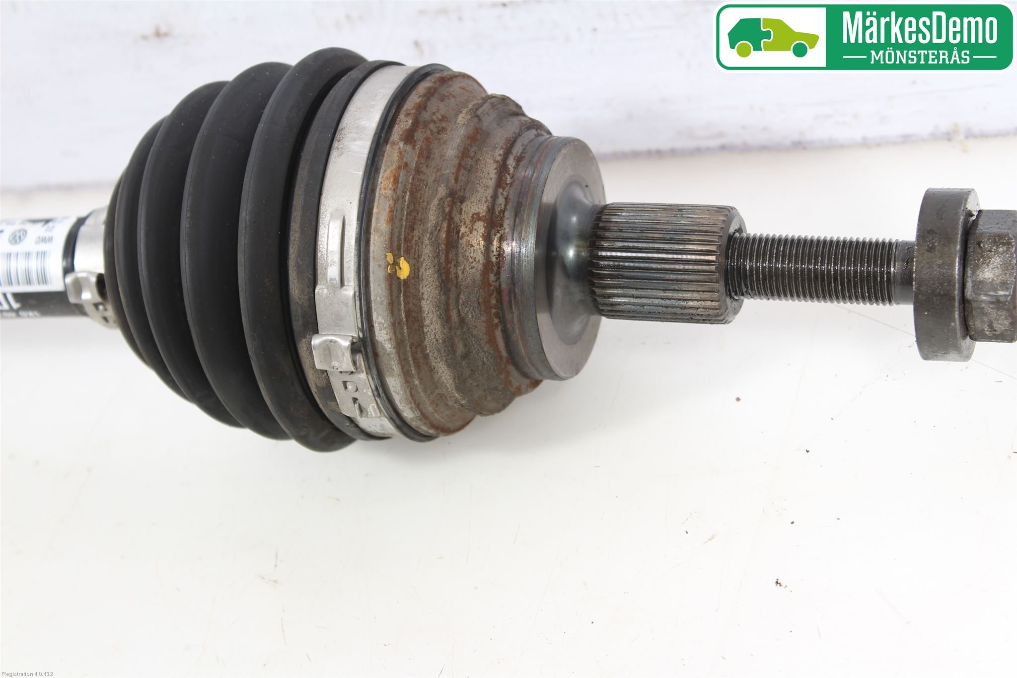 Skoda OCTAVIA (1Z) 05-13 Drivaxel Fram Vänster