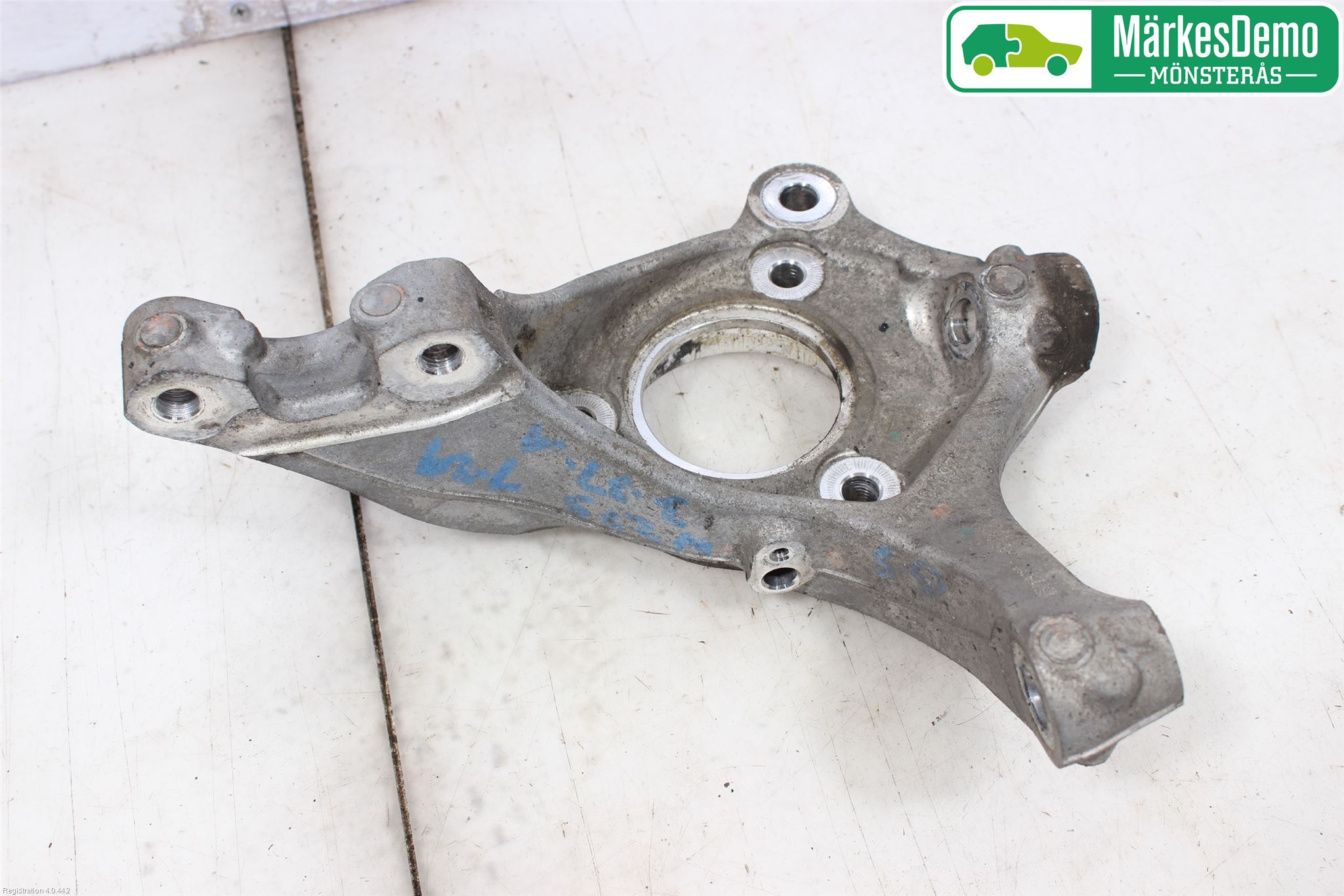 Opel INSIGNIA 17- Styrspindel Lagerhus Vä