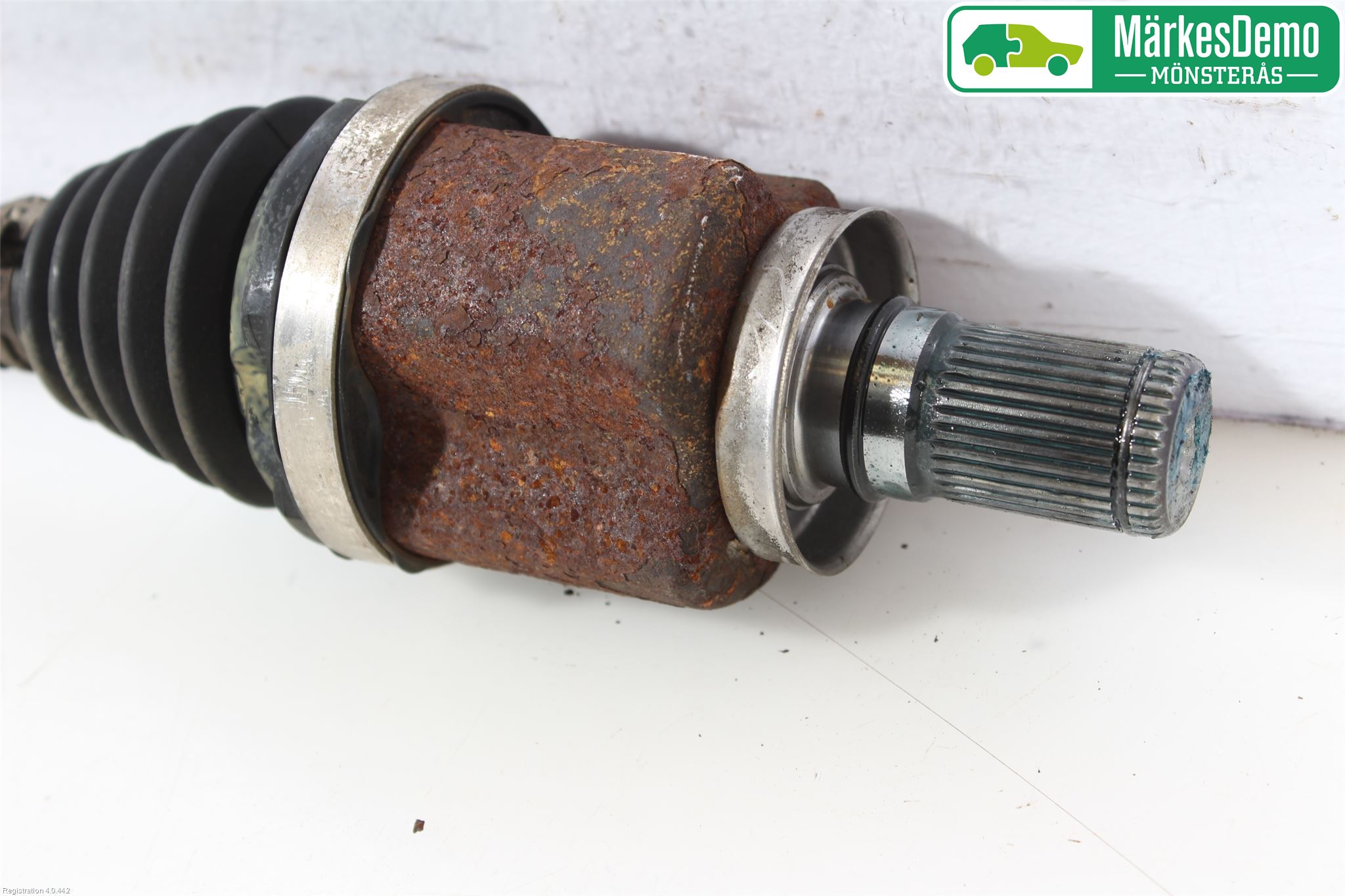 Opel INSIGNIA 17- Drivaxel Bak Höger