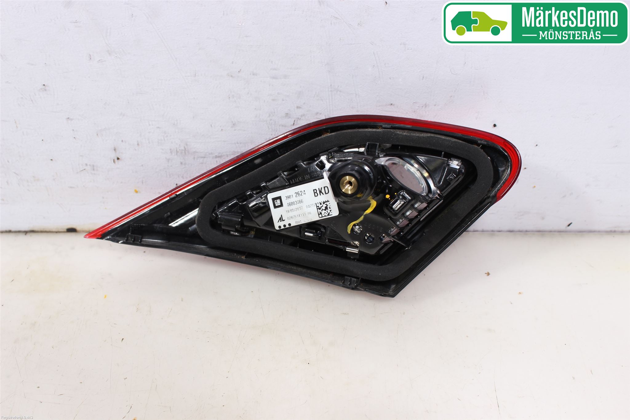 Opel CORSA E 15-19 Bakljus Lucka Hö