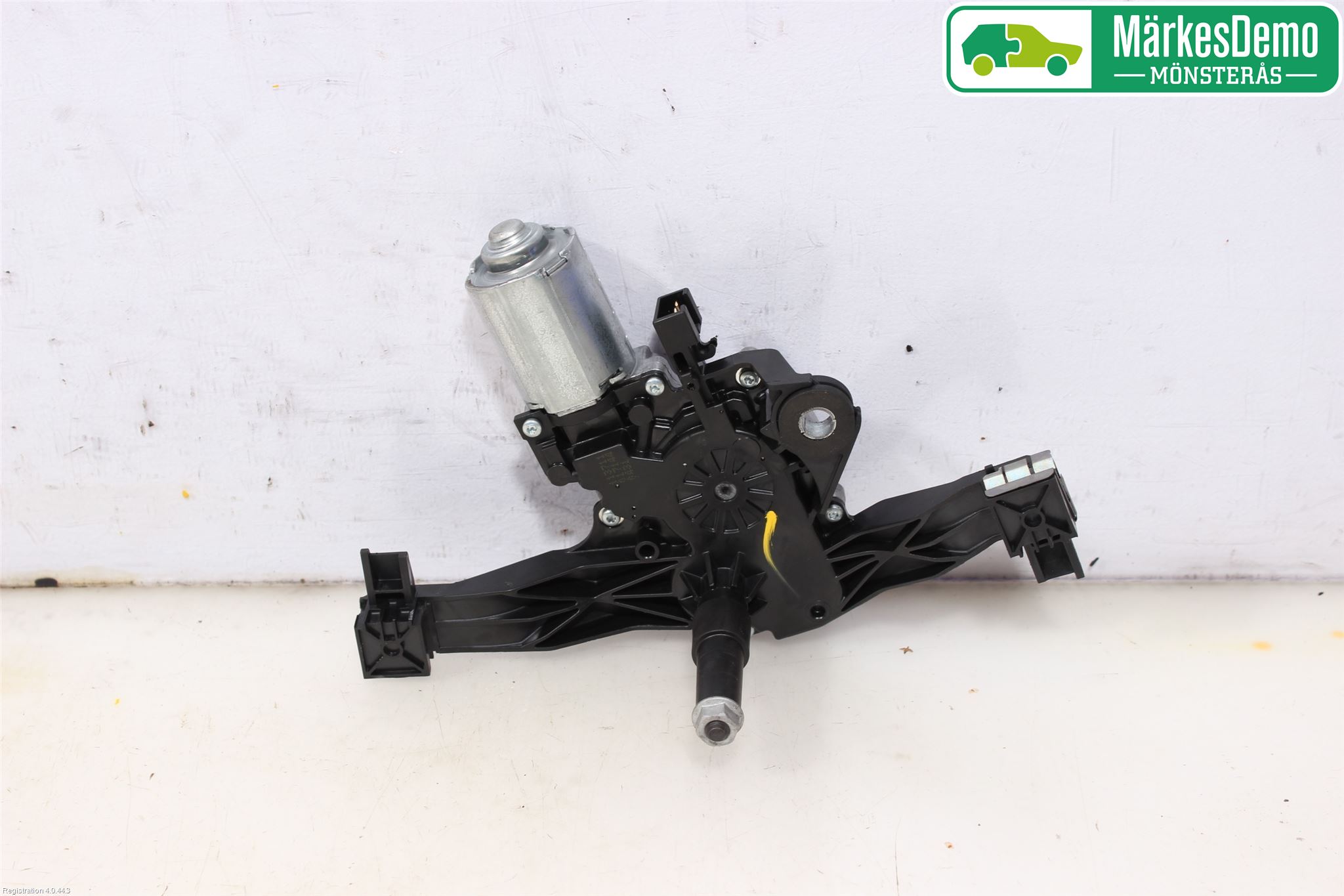 Opel CORSA E 15-19 Torkarmotor Baklucka
