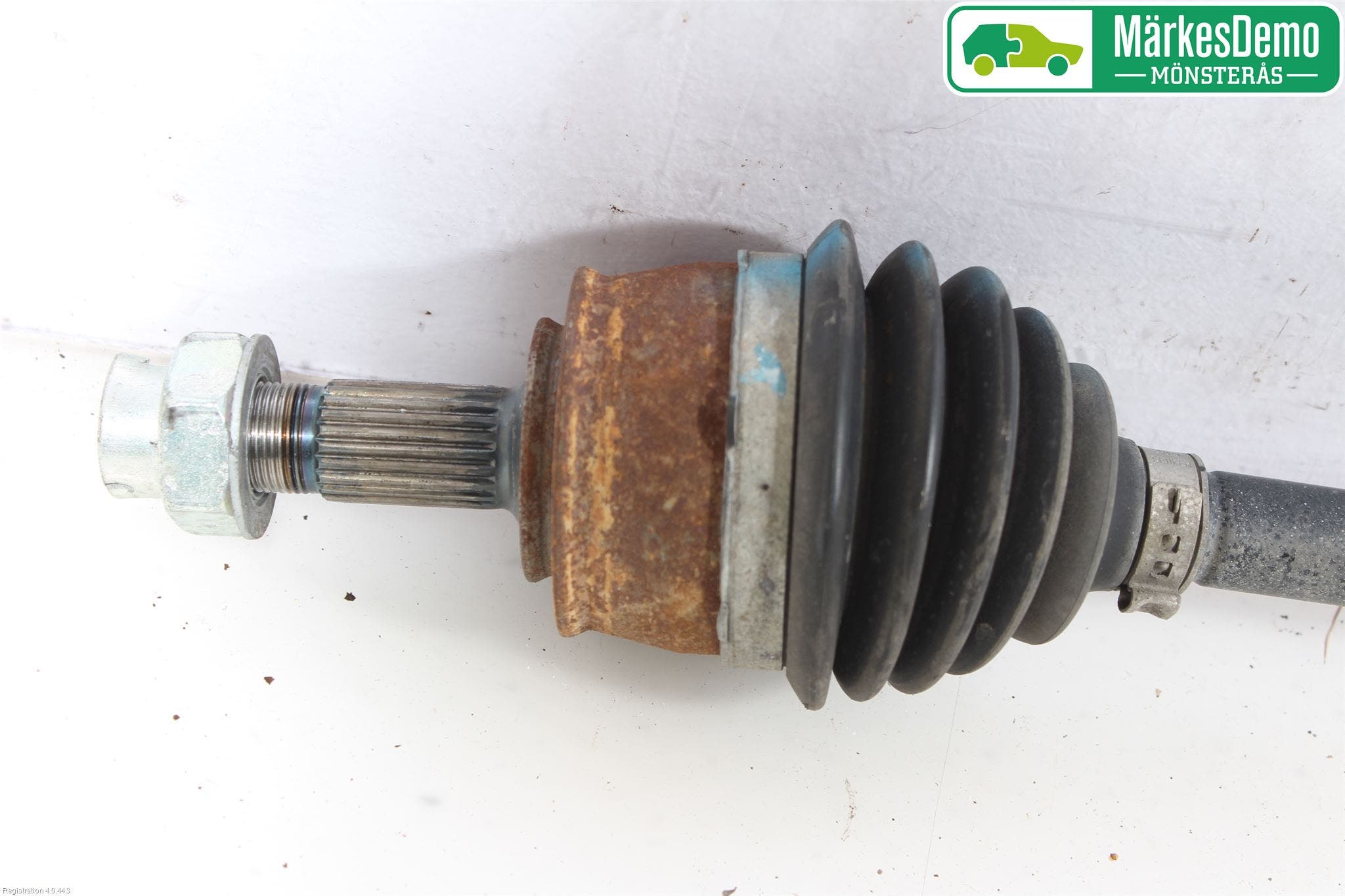 Opel CORSA E 15-19 Drivaxel Fram Höger