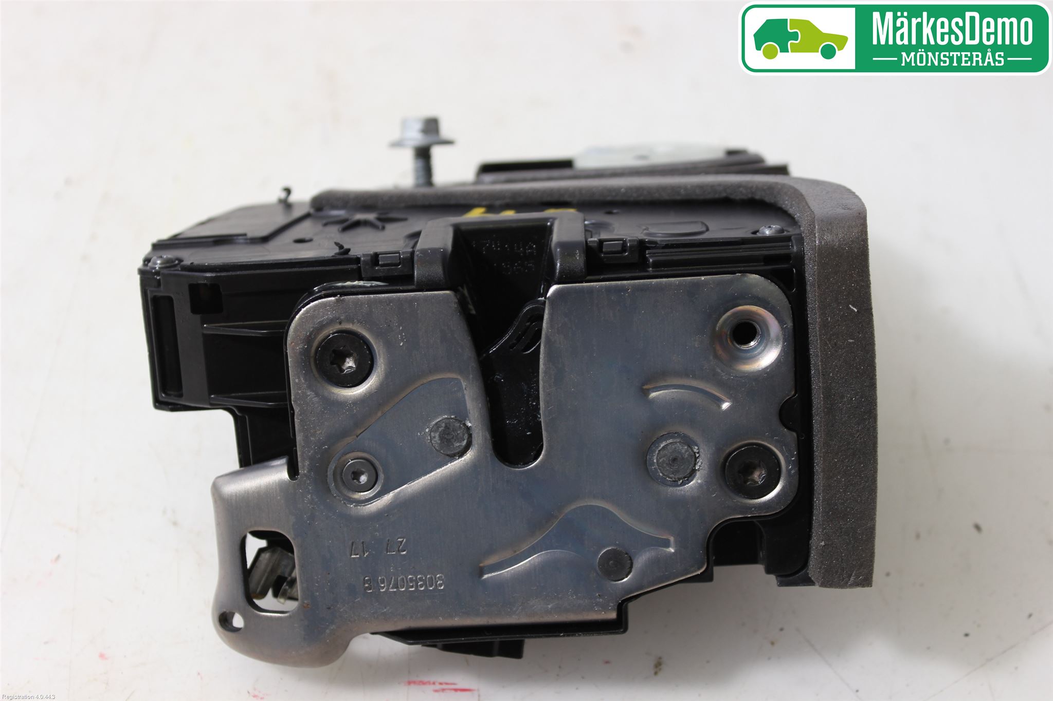 Opel INSIGNIA 17- Låskista-Dörrlås