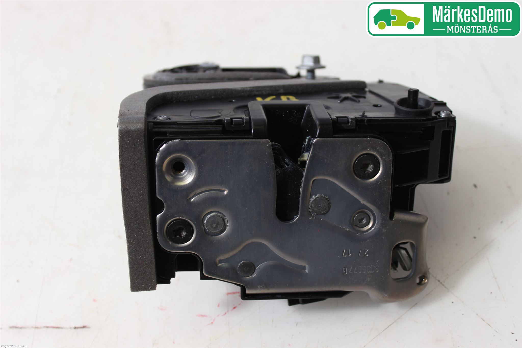 Opel INSIGNIA 17- Låskista-Dörrlås