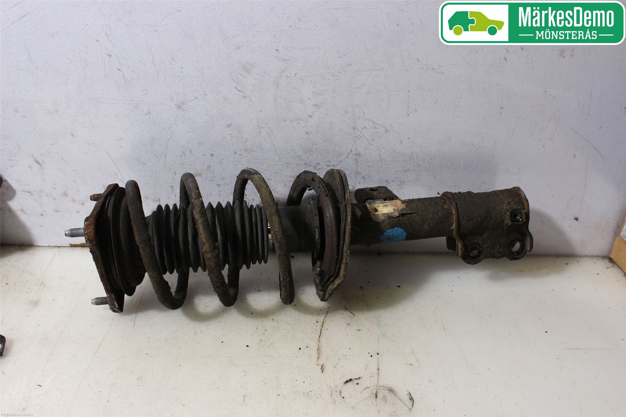 Kia CEED 12-18 Fjäderben Fram Höger