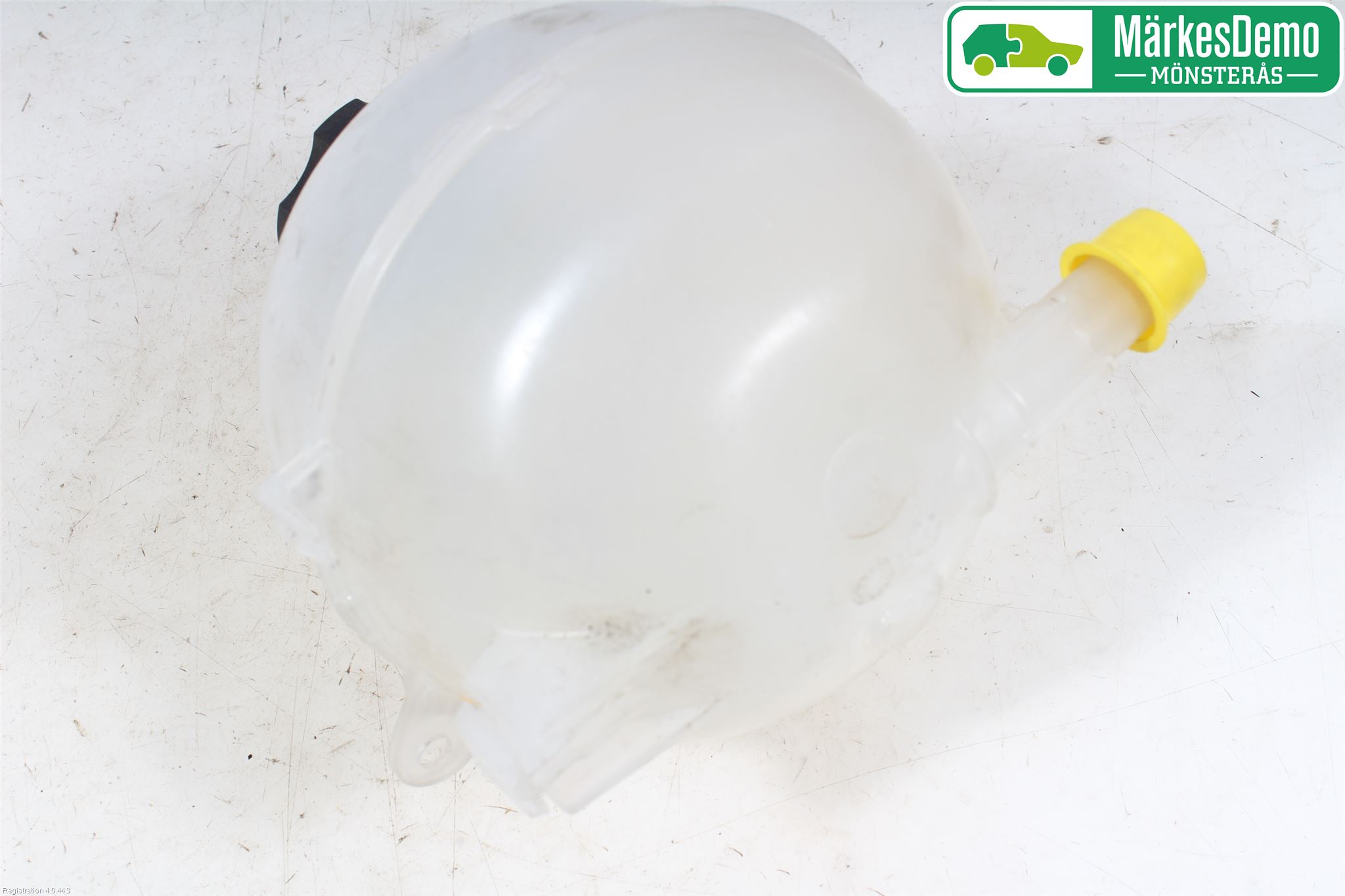 Opel INSIGNIA 17- Expansionstank