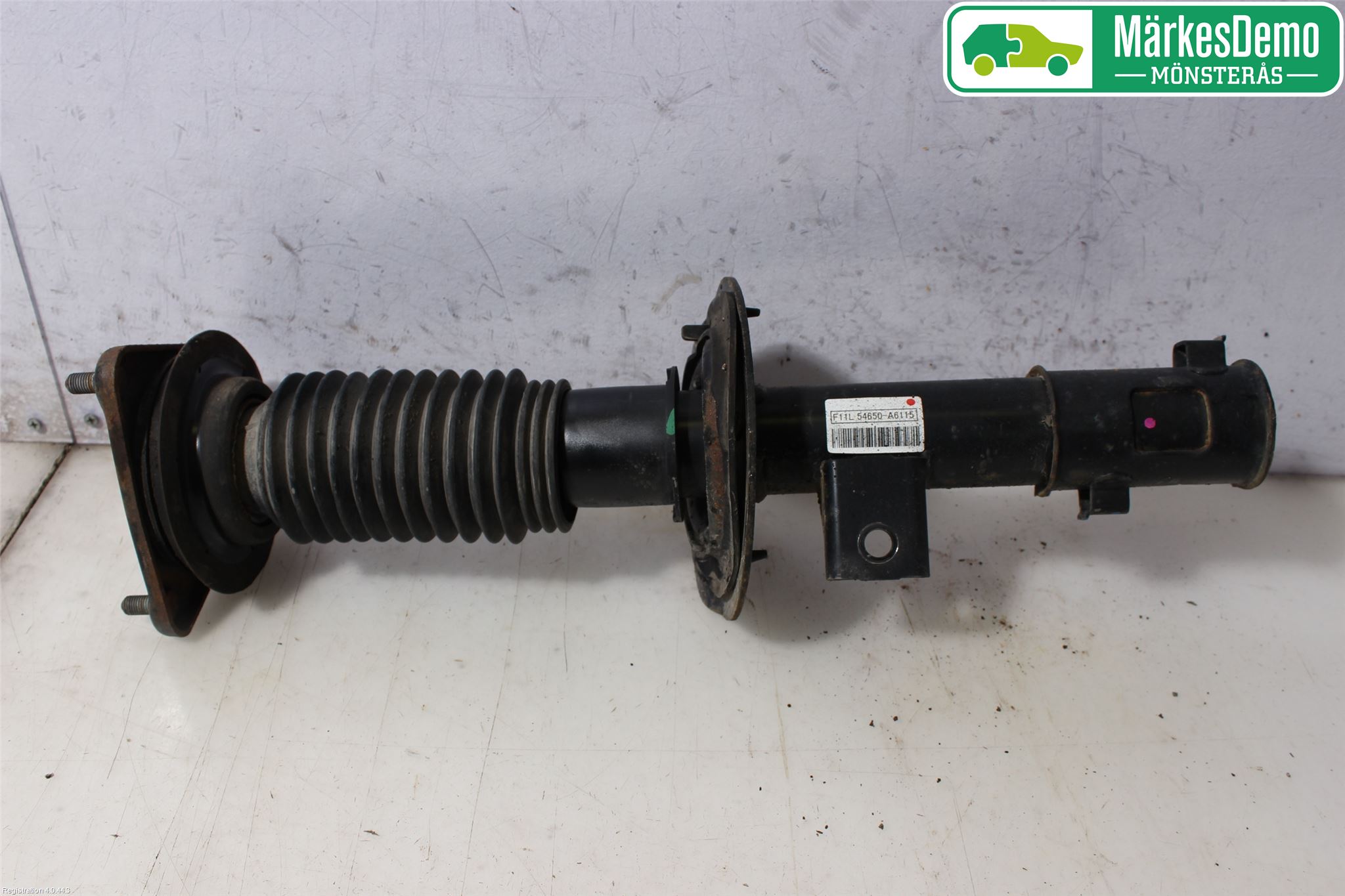 Hyundai i30 GD 13-17 Stötdämpare Fram