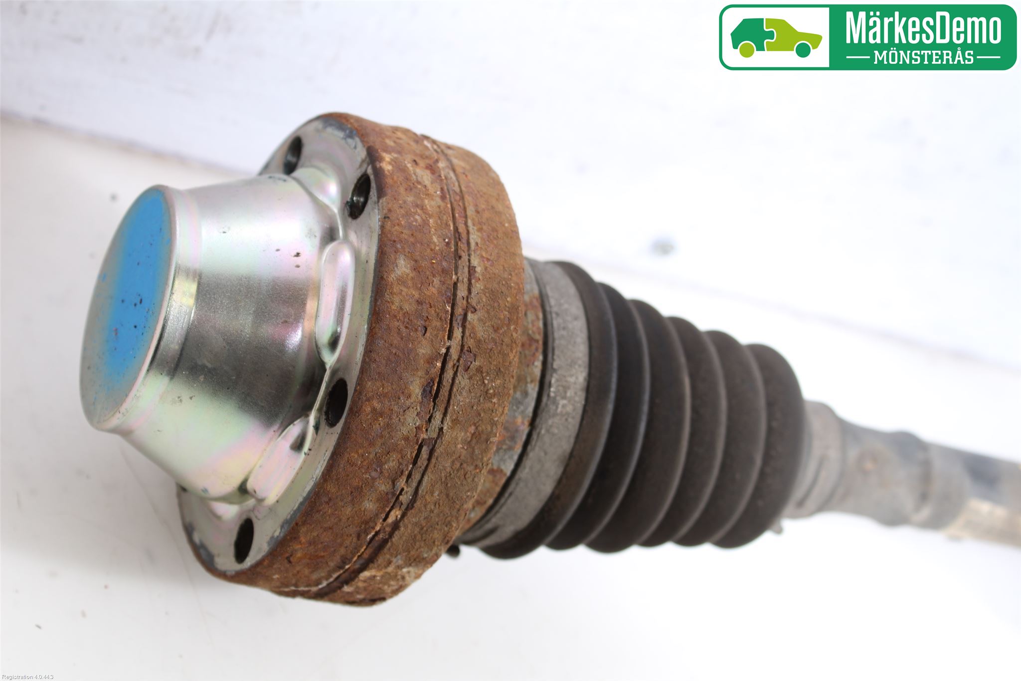 Audi Q7/SQ7 Drivaxel Fram Höger