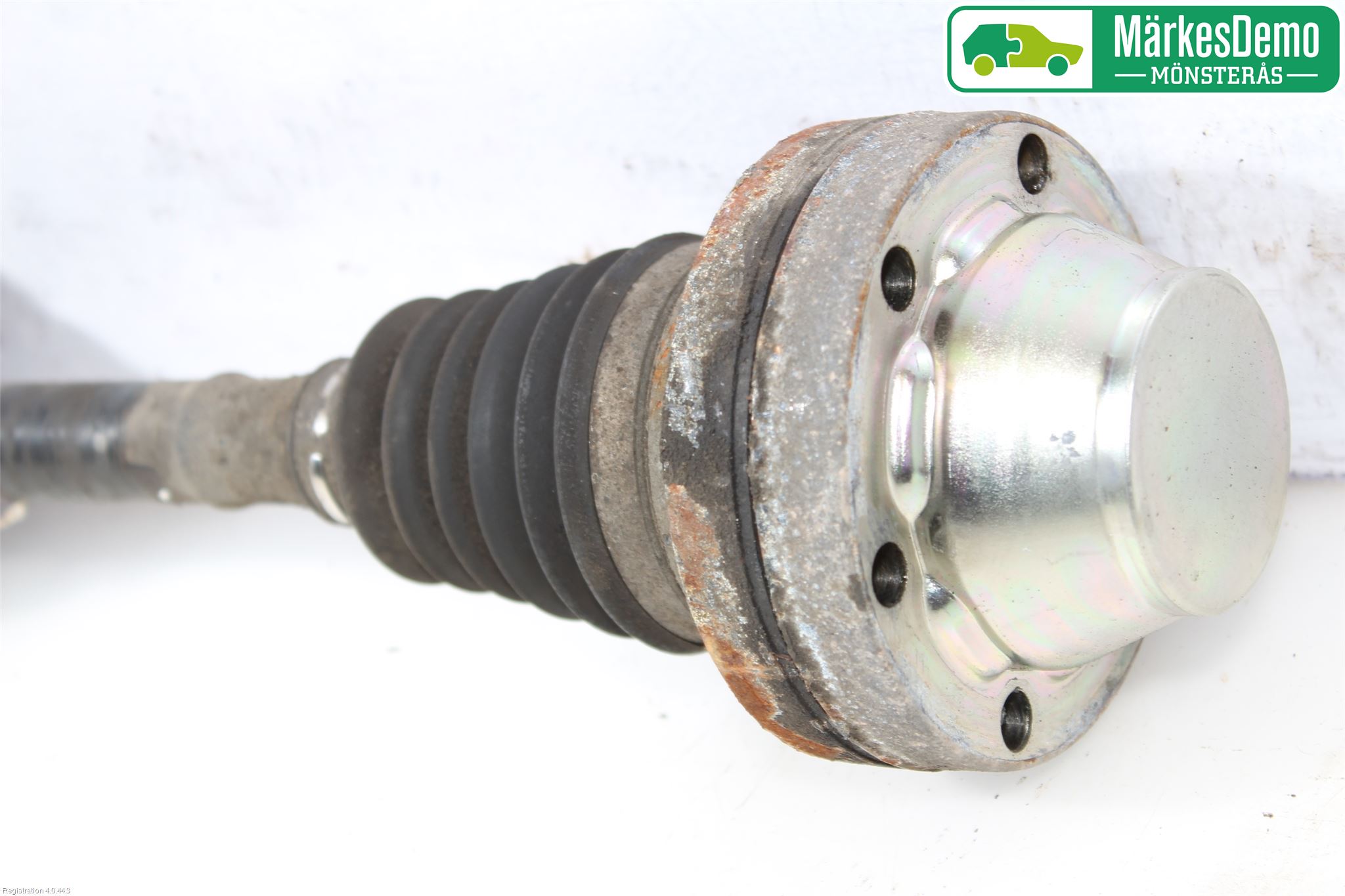 Audi Q7/SQ7 Drivaxel Fram Vänster