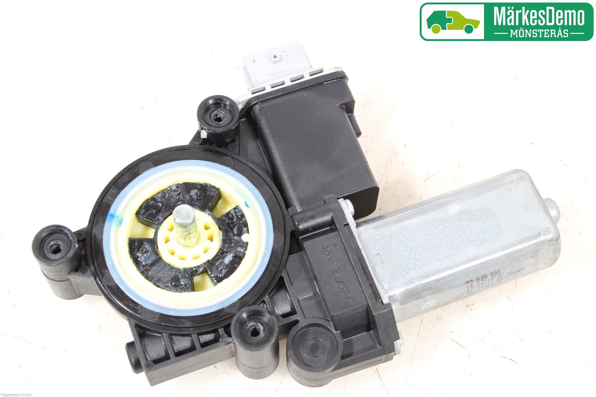 Opel CORSA E 15-19 Fönsterhissmotor