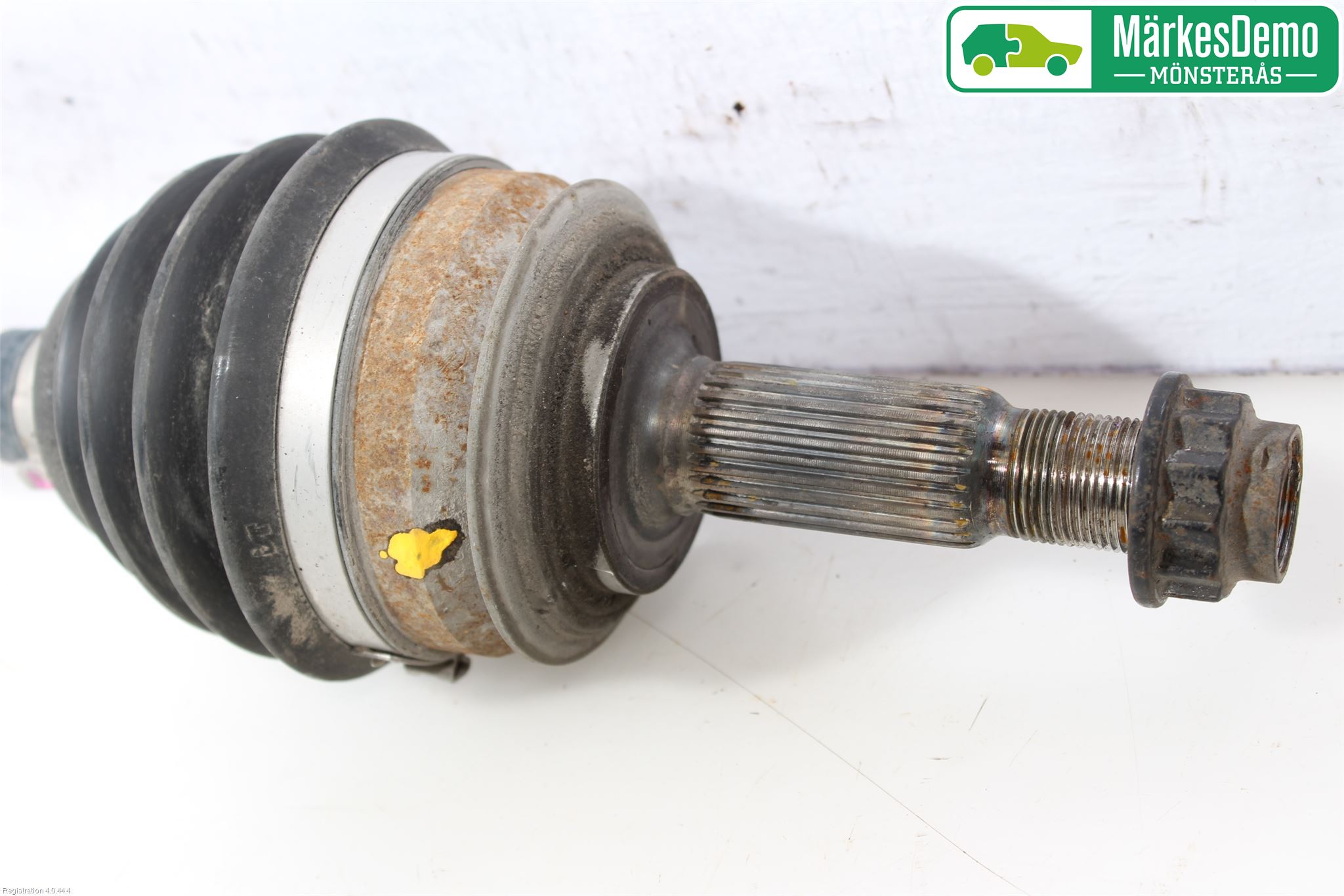 Toyota YARIS XP90 06-11 Drivaxel Fram Höger