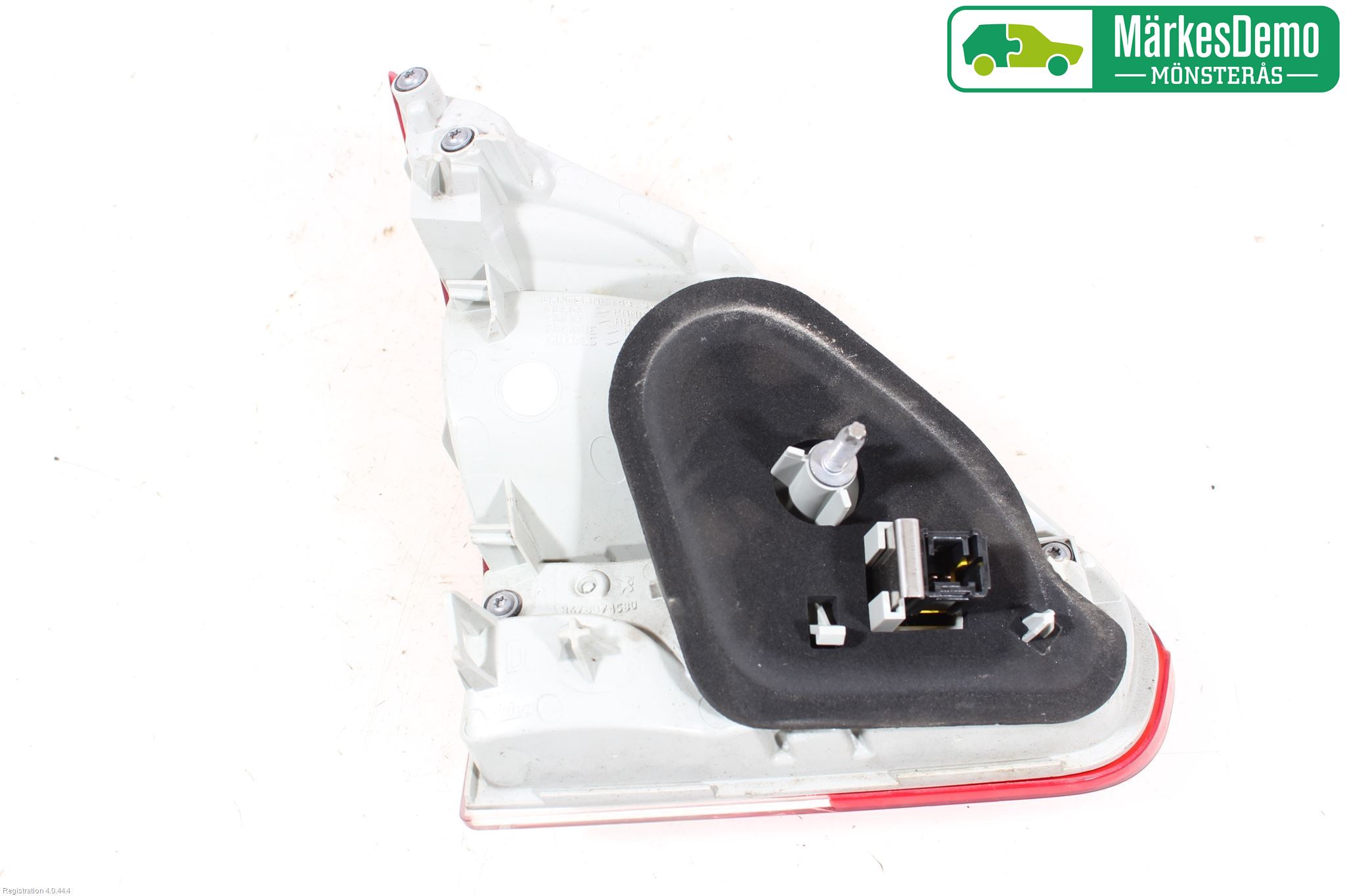 Peugeot 2008 13-20 Bakljus Lucka Hö