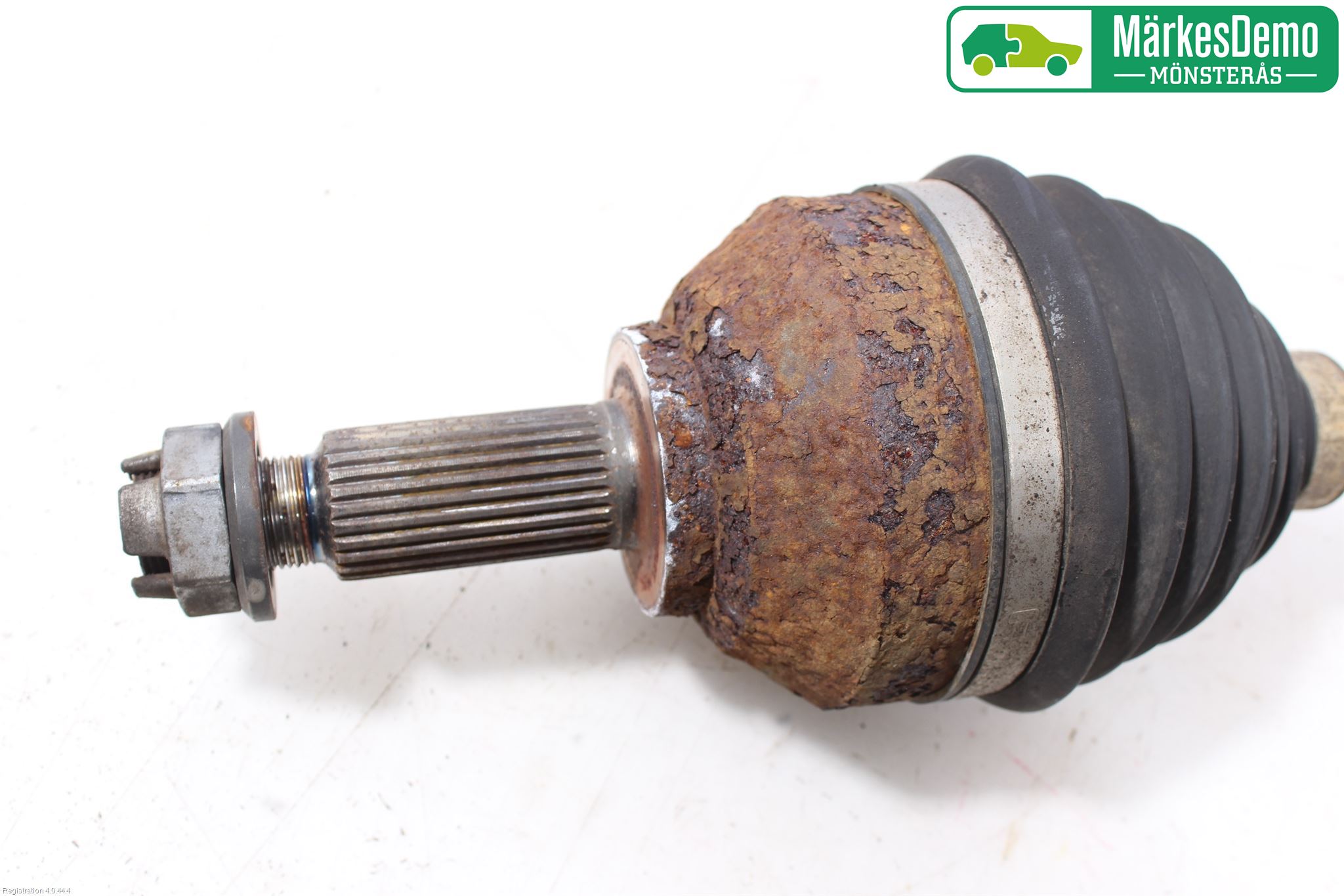 Renault TRAFIC   02-14 Drivaxel Fram Vänster