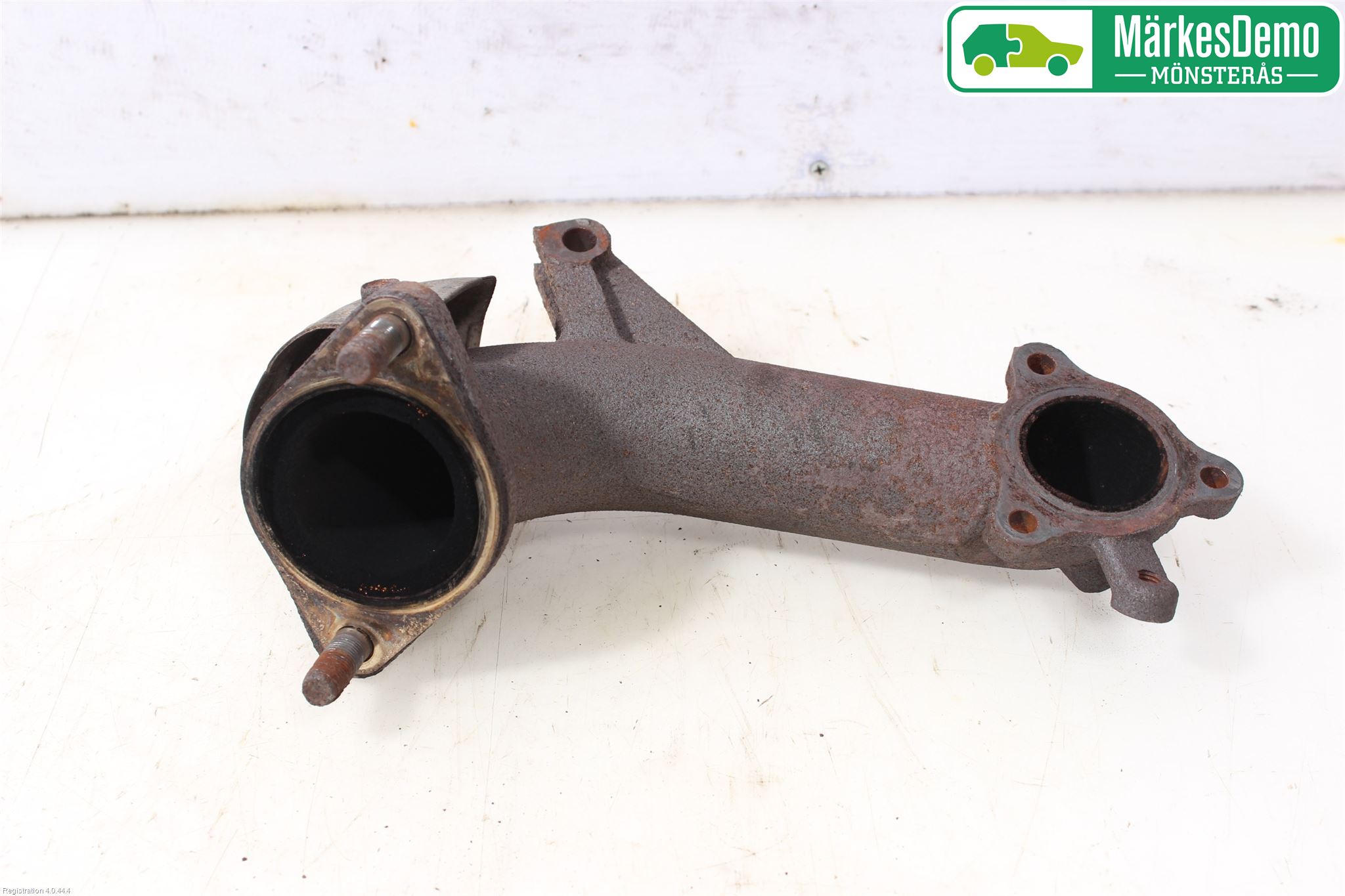 Kia CEED 06-12 Avgas Främre Rör