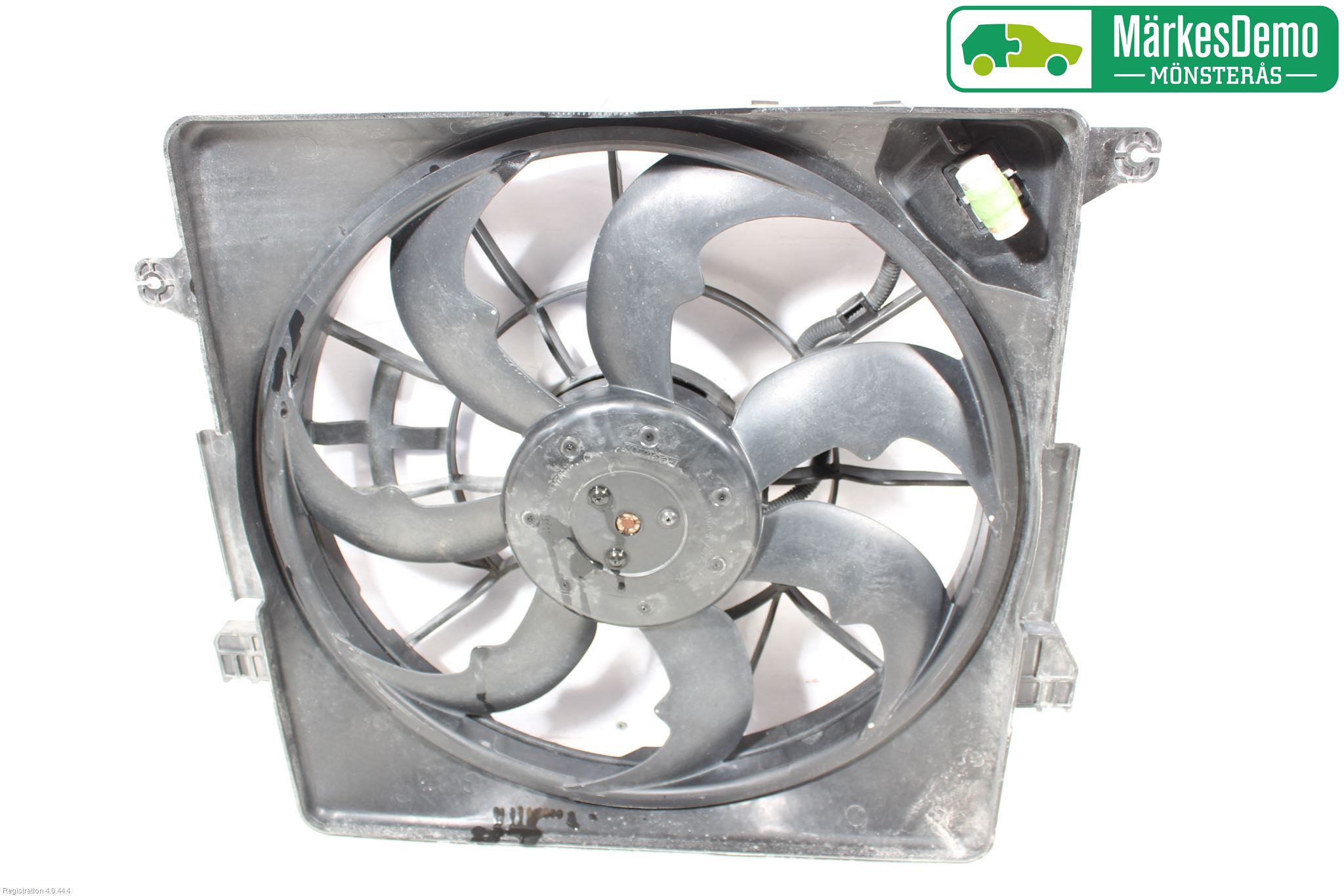 Hyundai i40 08-15 Kylfläkt El