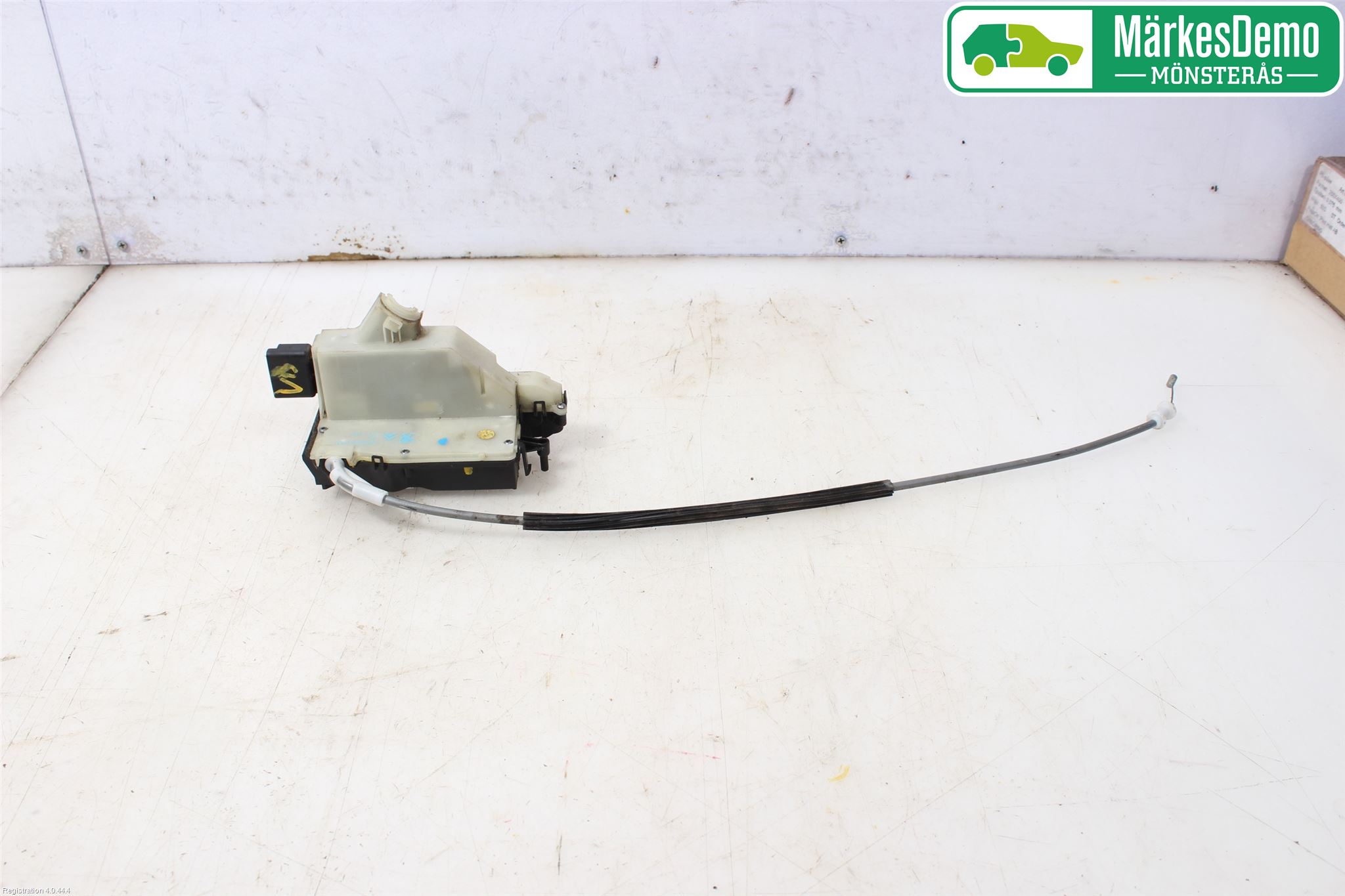 Citroen C4 II 11-18 Låskista-Dörrlås