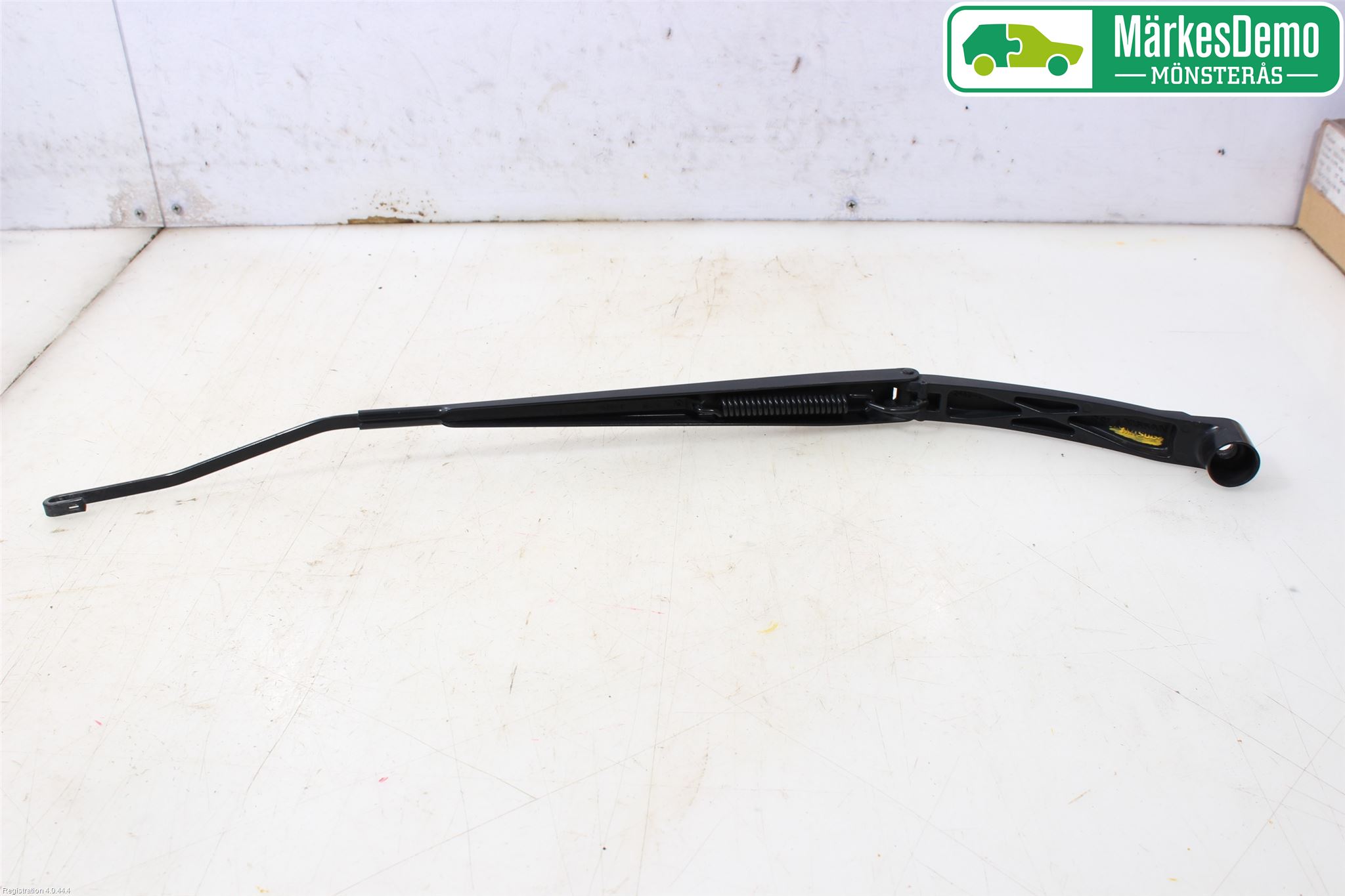 Nissan QASHQAI 14-17 Torkararm Armar Vindruta