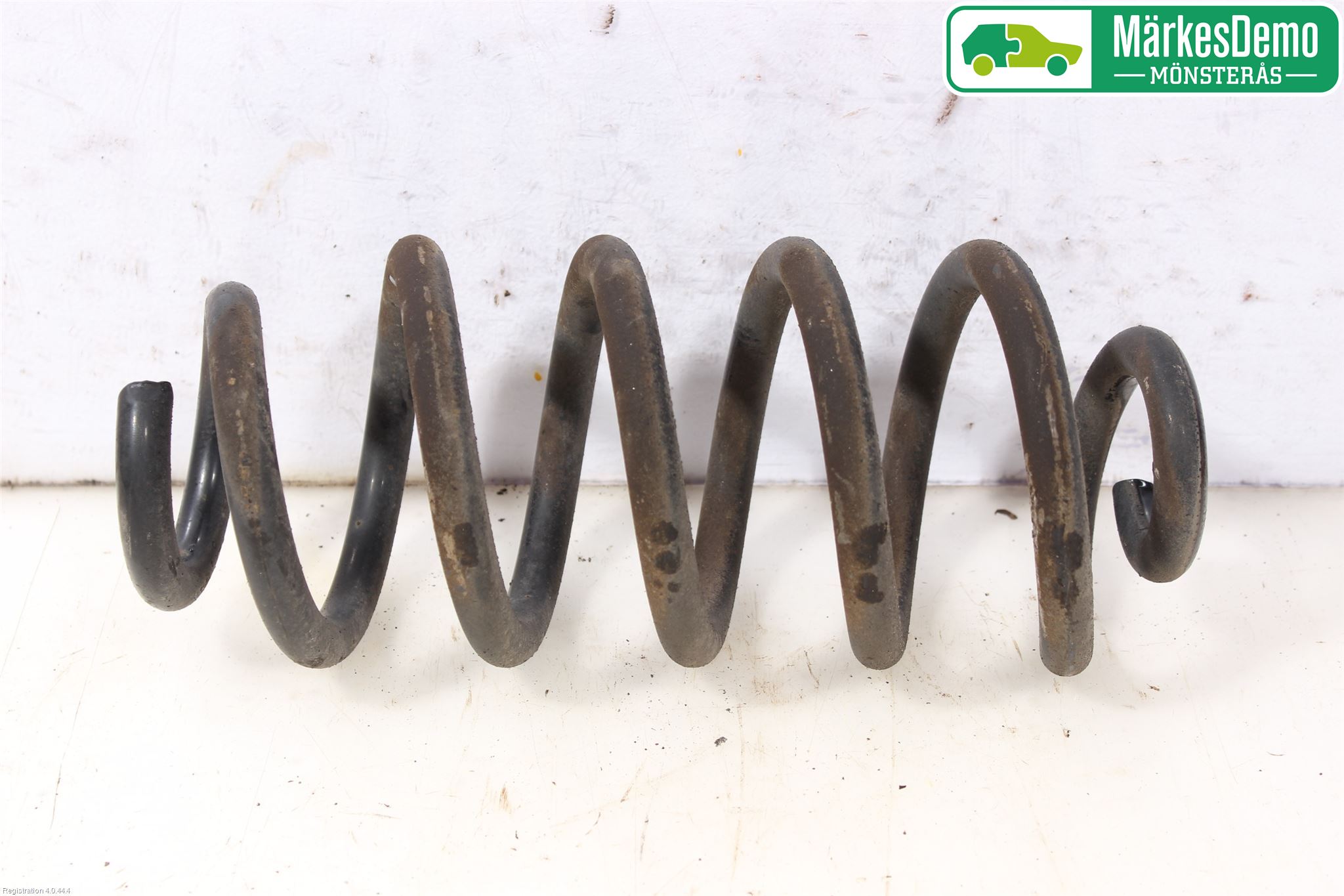 Nissan QASHQAI 14-17 Fjäder Bak